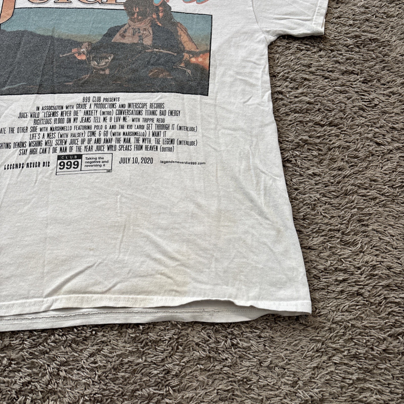 Juice Wrld 999 Club Legends Never Die Album Graphic T-Shirt Cream Medium M Stain gallery