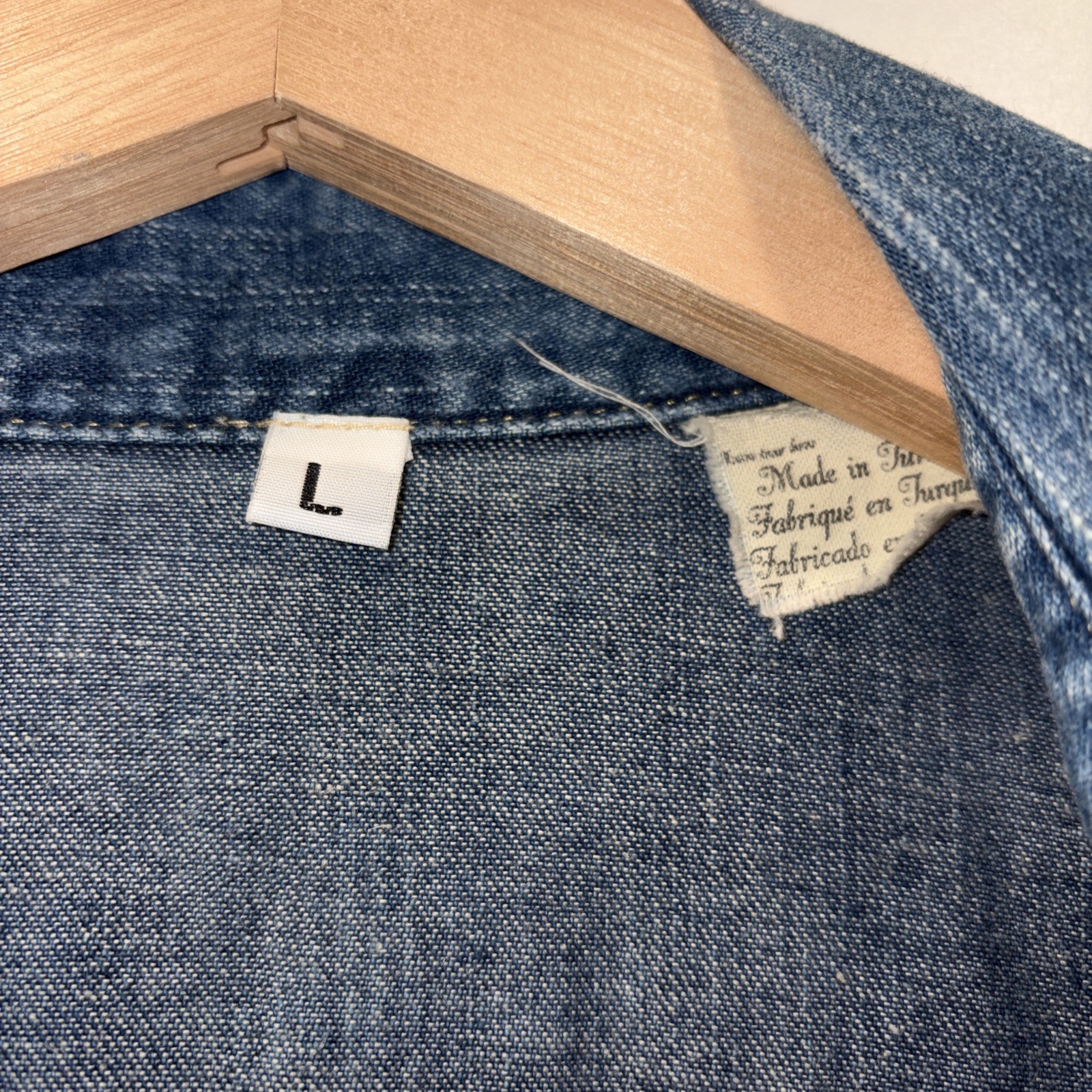 RARE Levi's Vintage Clothing Sawtooth Western Shirt MenSz L LVC Distressed Denim gallery