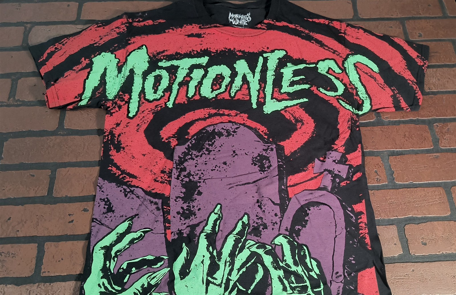 MOTIONLESS IN WHITE - 2023 Bioworld Creatures T-shirt ~Never Worn~ S M L XL 3XL gallery