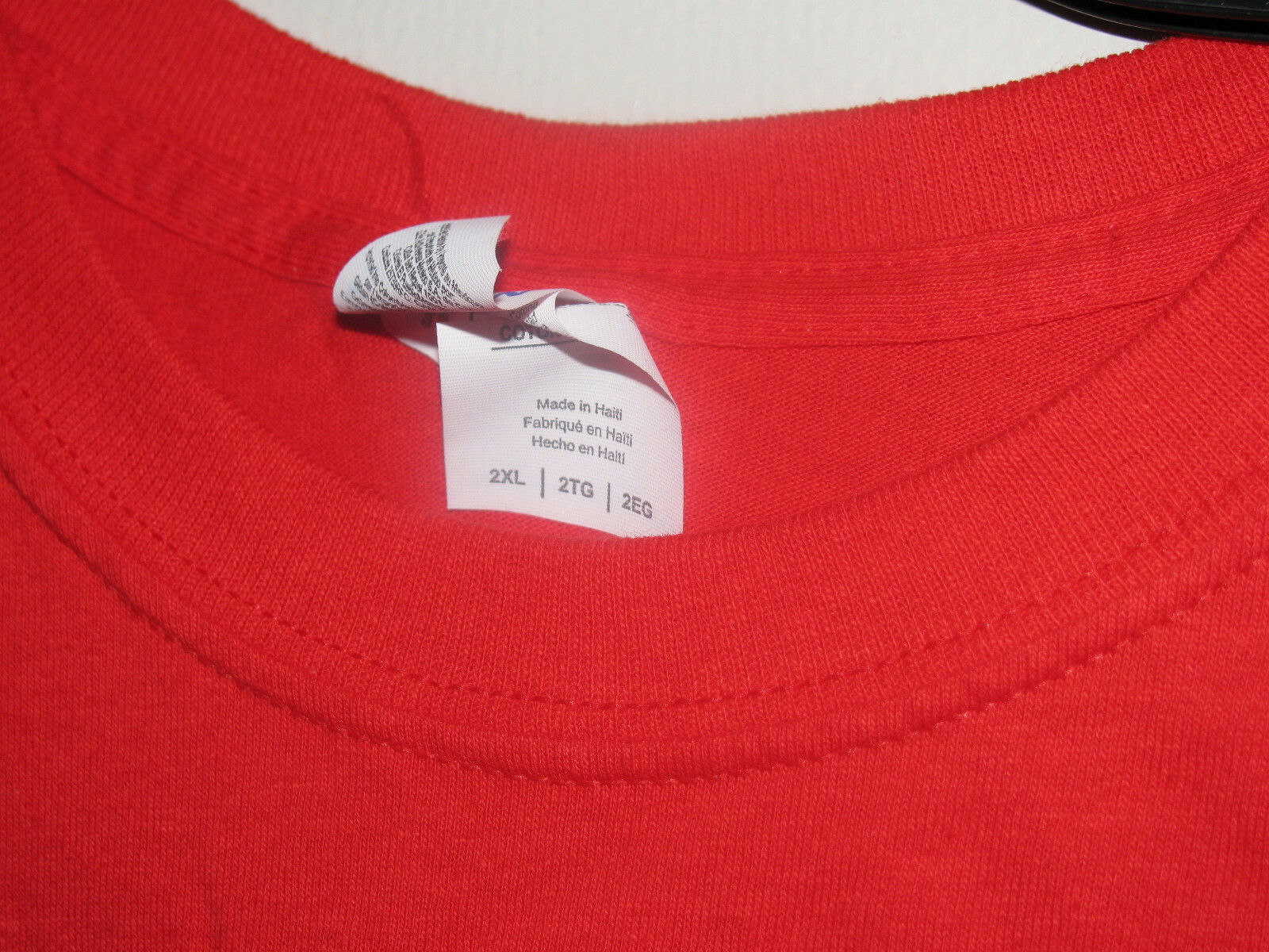 Gildan Shirt Size 2XL Hanger Not Included gallery