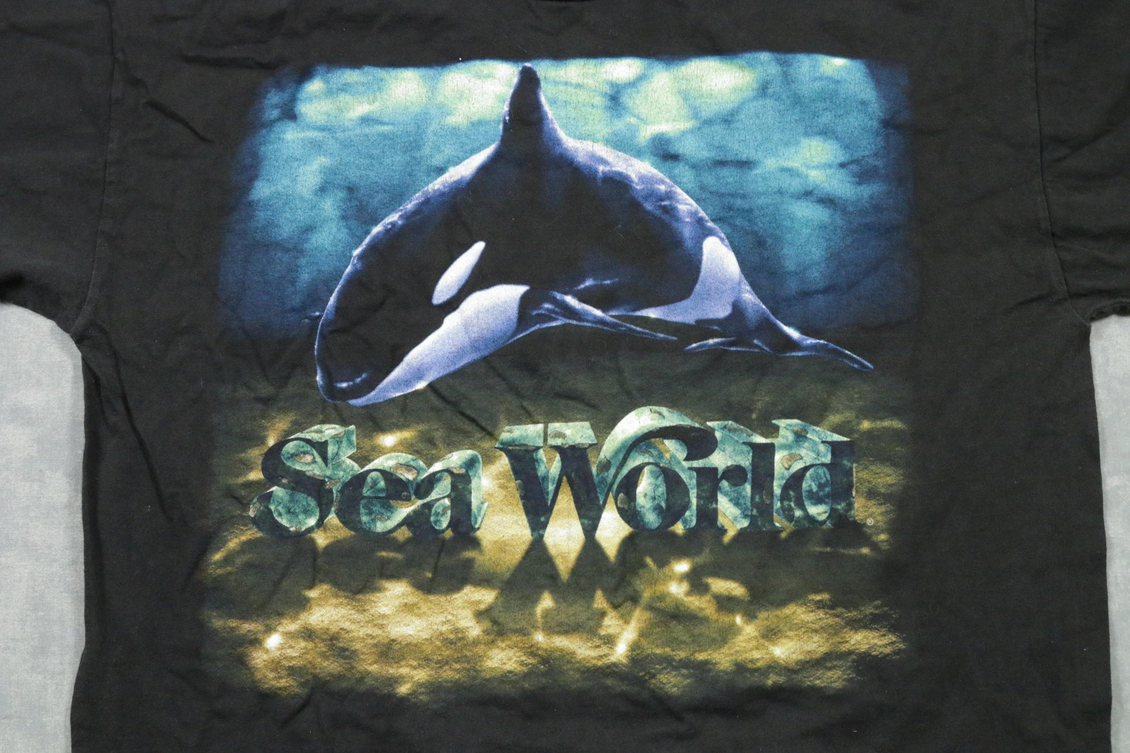 Vintage Sea World Shirt Mens Large Orca Whale Made USA Ocean Graphic 90s Tee gallery