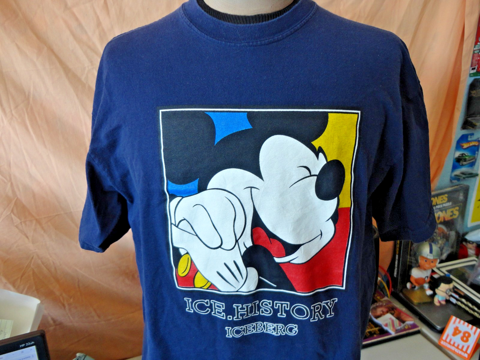 Vintage Iceberg Mickey Mouse Ice History T-Shirt Size L
