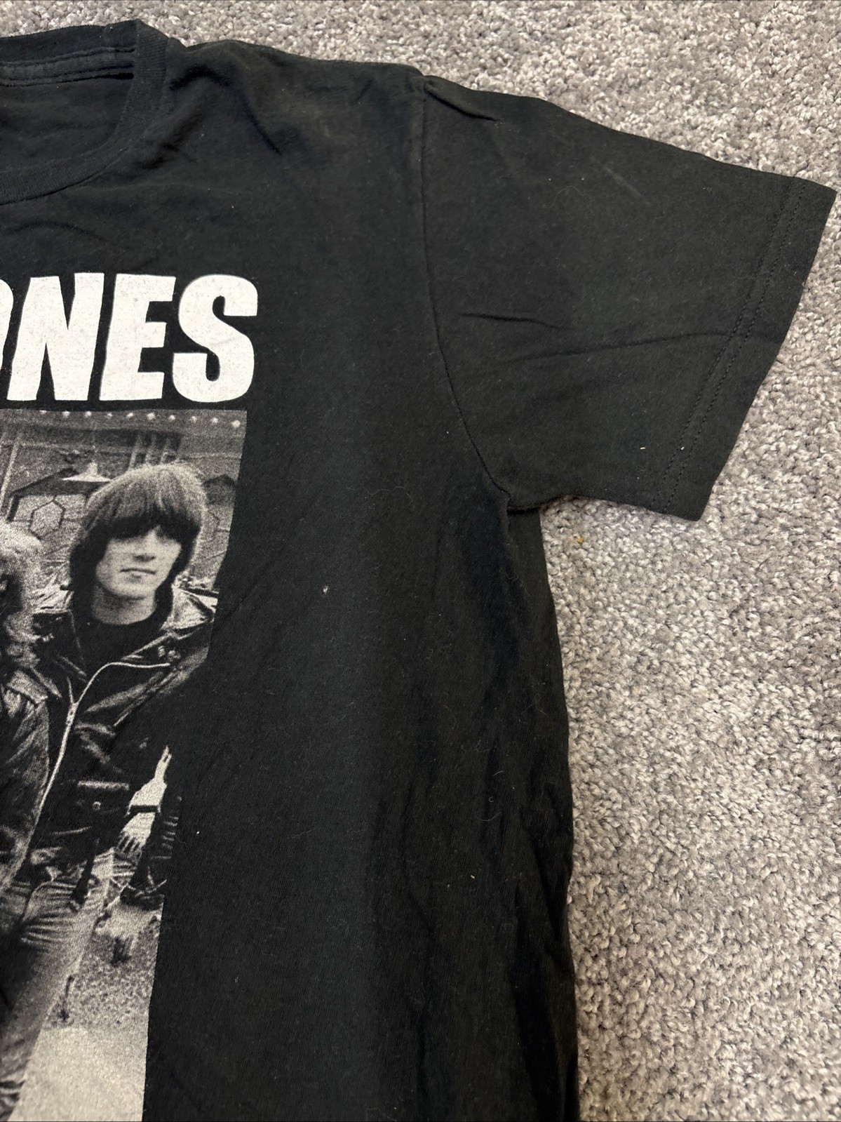 RAMONES, RAMONES 1-2-3-4 CLOTHING CO. Size M SHORT SLEEVE TEE SHIRT, EUC gallery