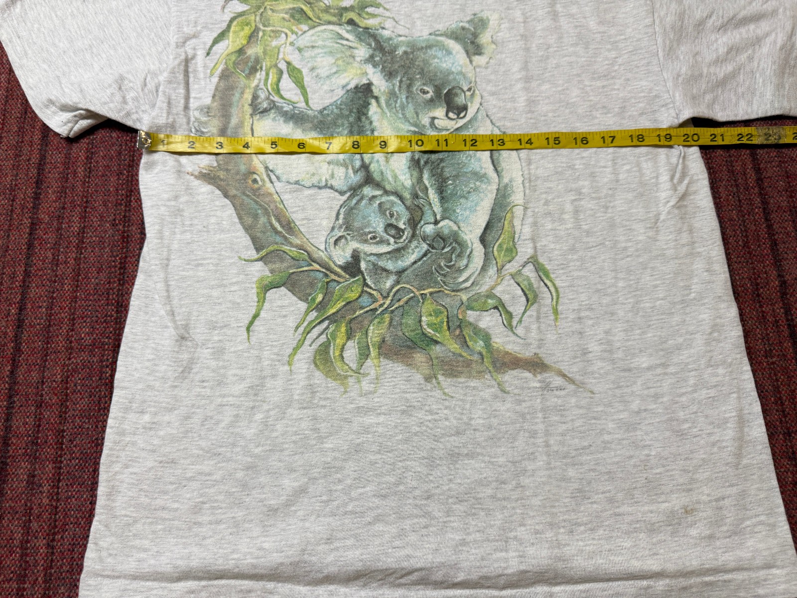 MENS USED VINTAGE 90S SINGLE STITCH KOALA BEAR GRAPHIC ANIMAL SHIRT SIZE LARGE gallery