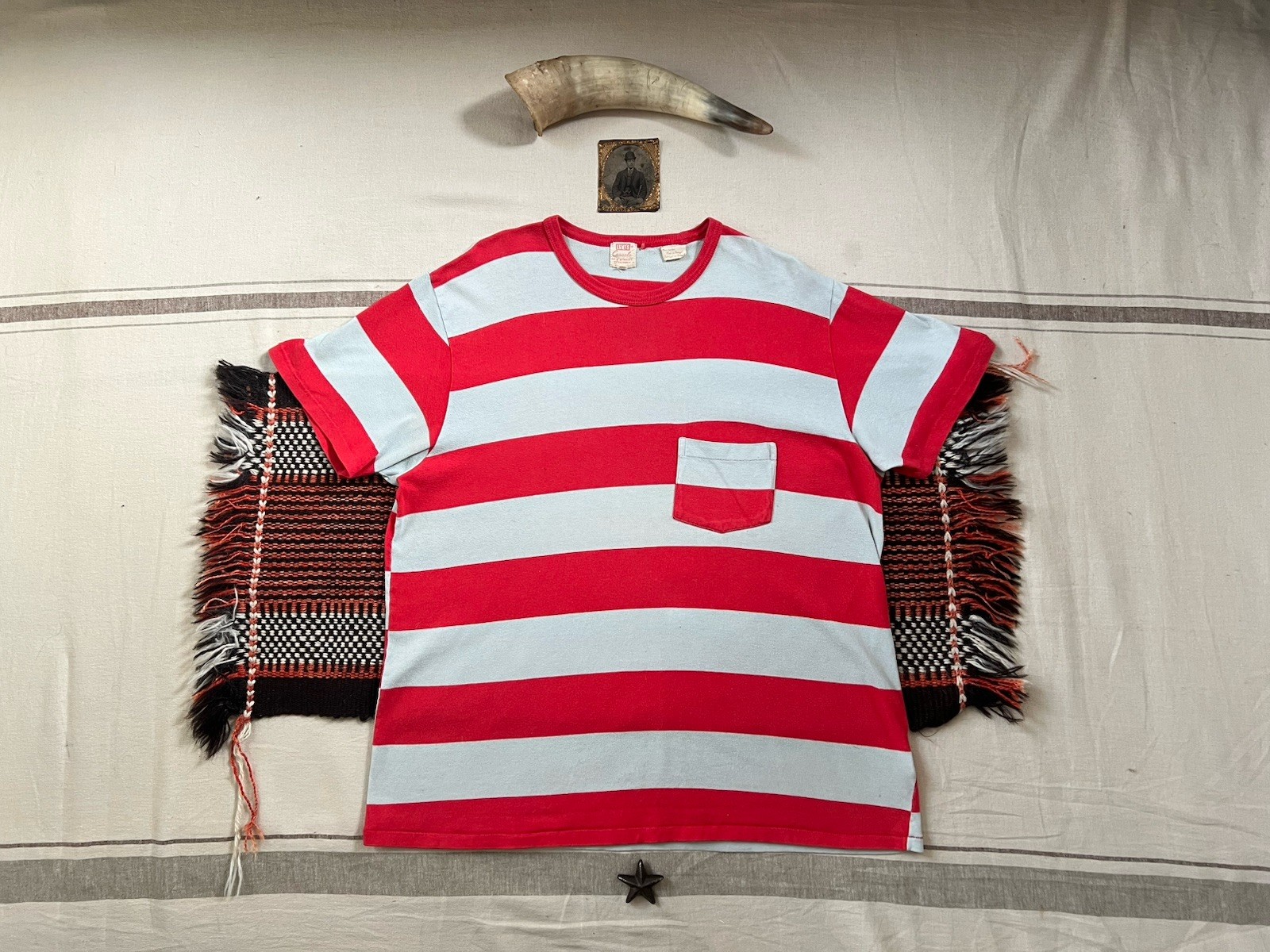 LVC T-Shirt XL 50s Casuals Levi's Vintage Clothing Wide Stripe Red Grey Biker gallery