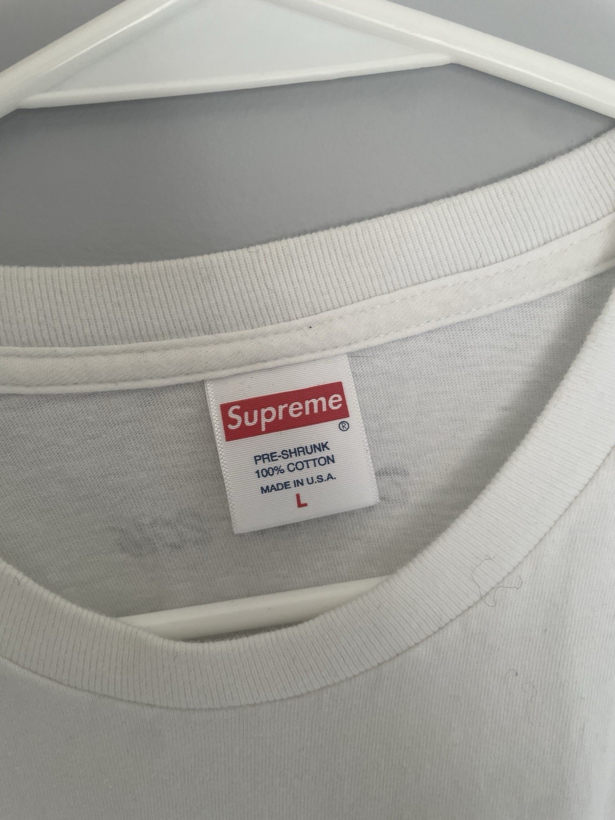 Supreme Men's Short Sleeve T-Shirt Santa Box Logo 2016 Rare Size L gallery