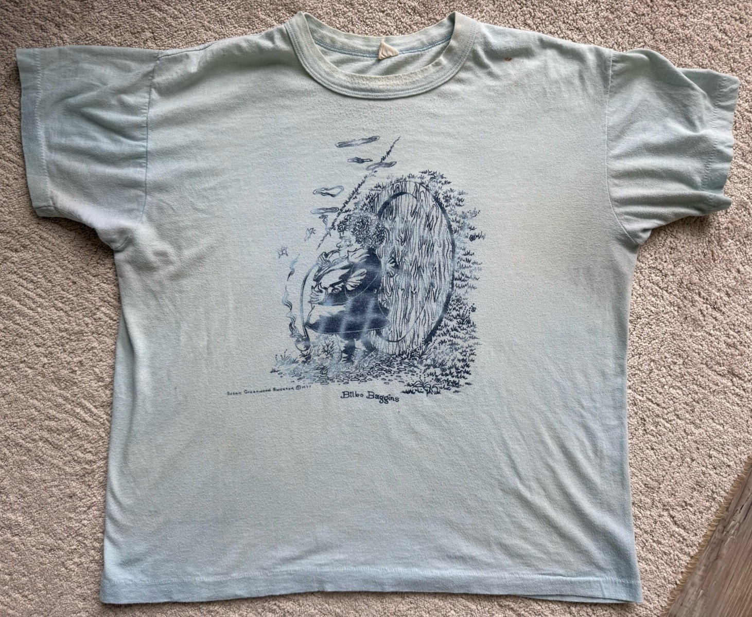 Vtg 70s Bilbo Baggins T Shirt The Hobbit Lord of the Rings Fits Men L (short) gallery