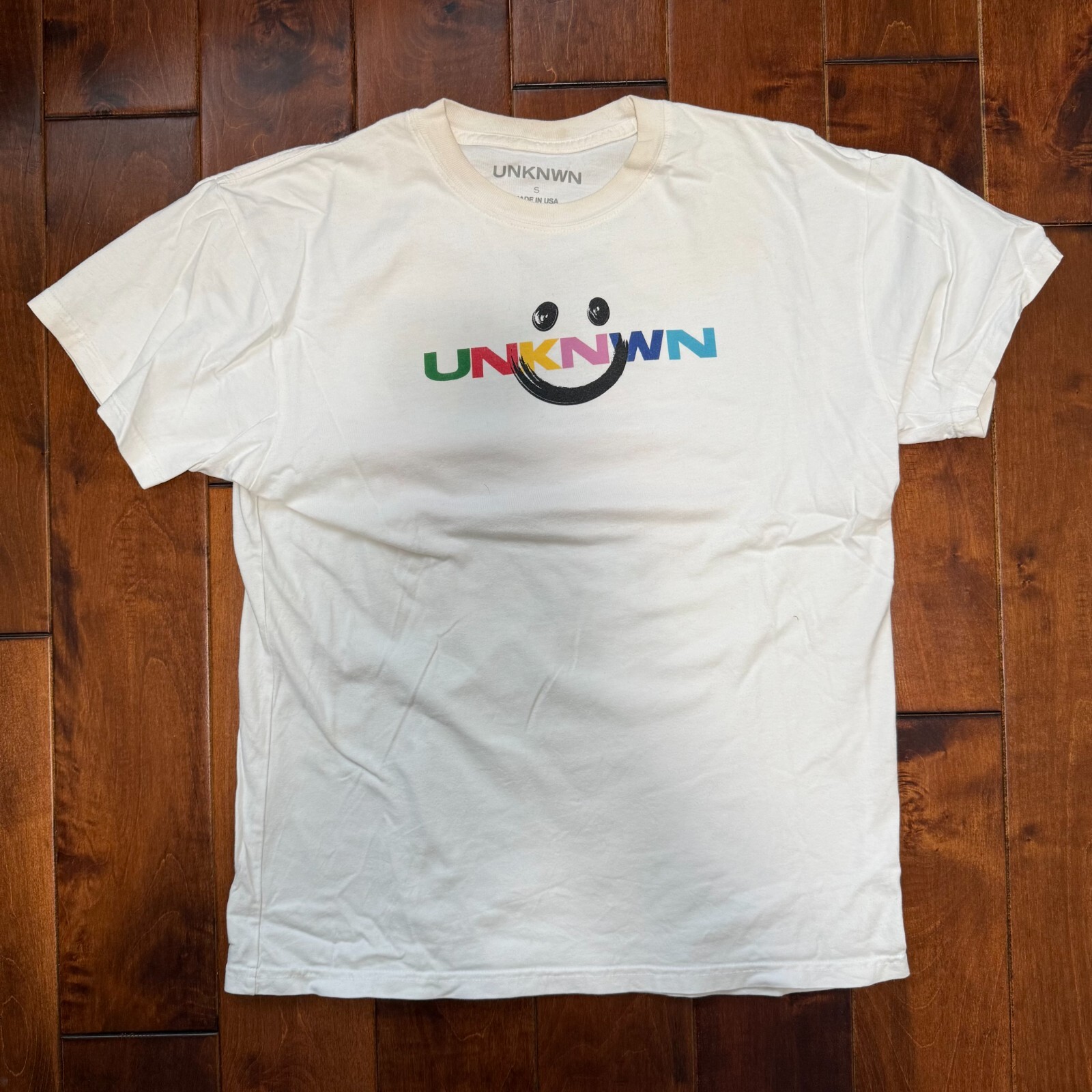 UNKNWN Smiley Face White T-Shirt Men's Small Made in USA gallery