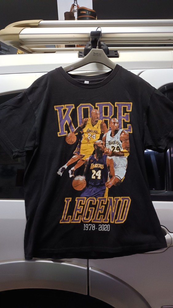 Kobe Bryant #24 Los Angeles Laker Legend Black Graphic T-Shirt Men Size L