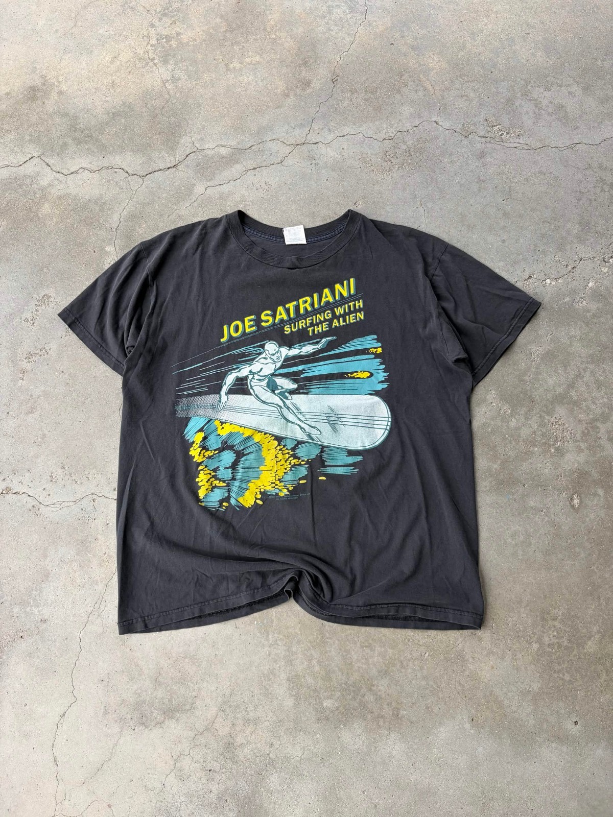 Vintage 1988 Joe Satriani Silver Surfer Surfing with the Alien Concert Shirt XL gallery