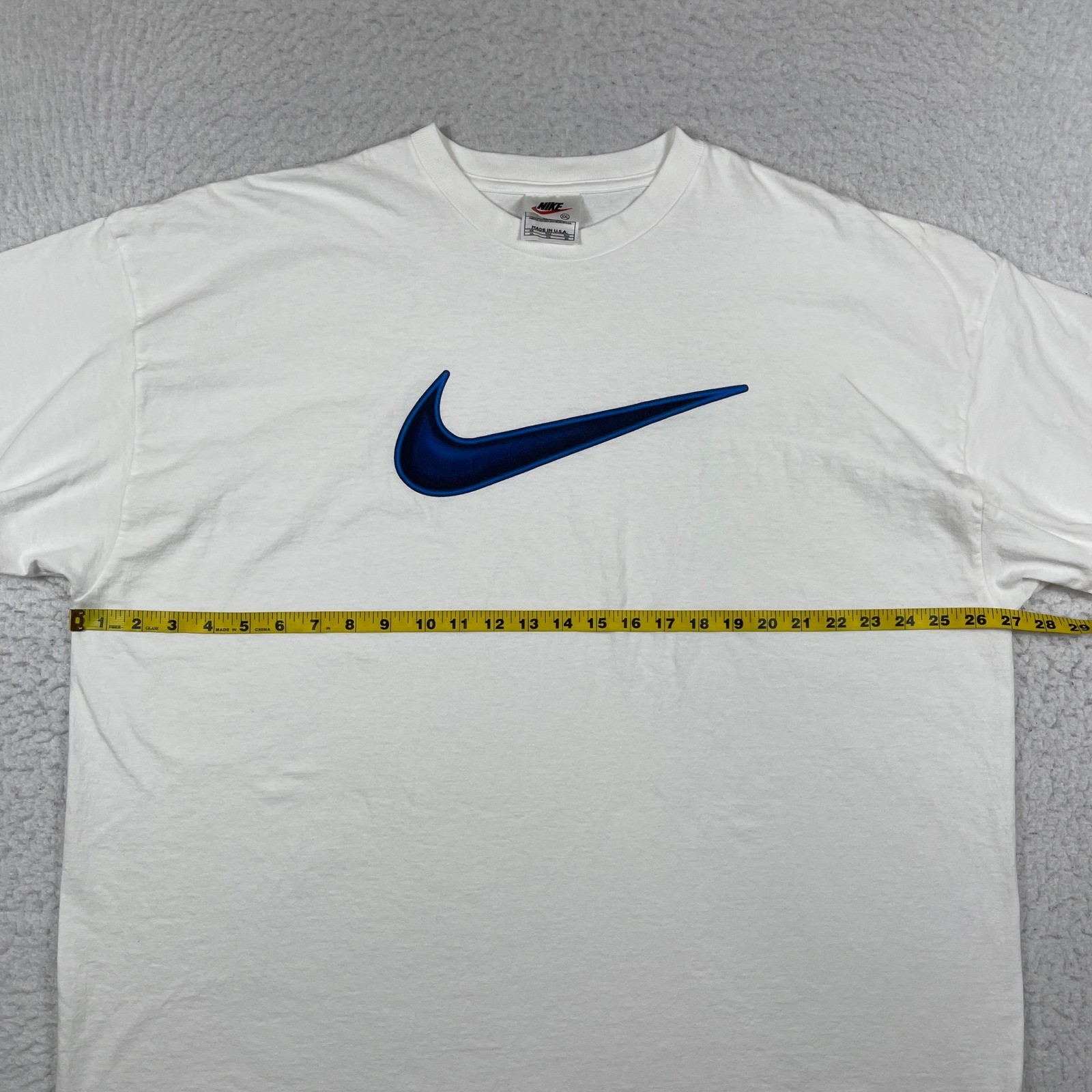 Nike T-Shirt Mens XXL White Blue Swoosh Vintage 90s Made in USA Streetwear Tee gallery