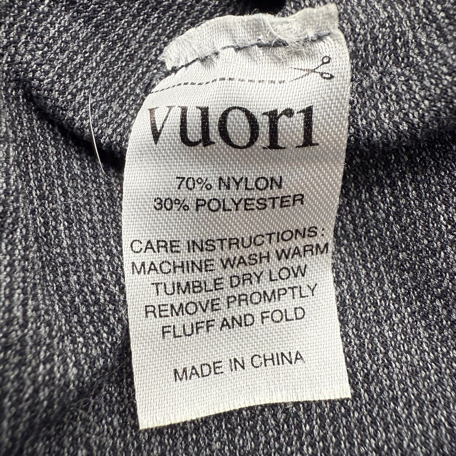 Vuori Shirt Men's XL Gray Crew Long Sleeve Nylon Blend Walking Warm gallery