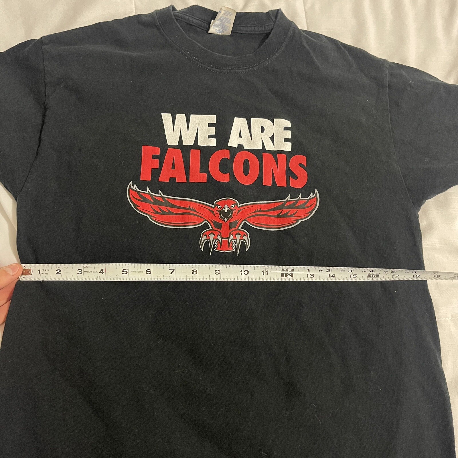 Port & Company Shirt Men Medium Black Cotton Falcons Bird Lightweight Casual Tee gallery