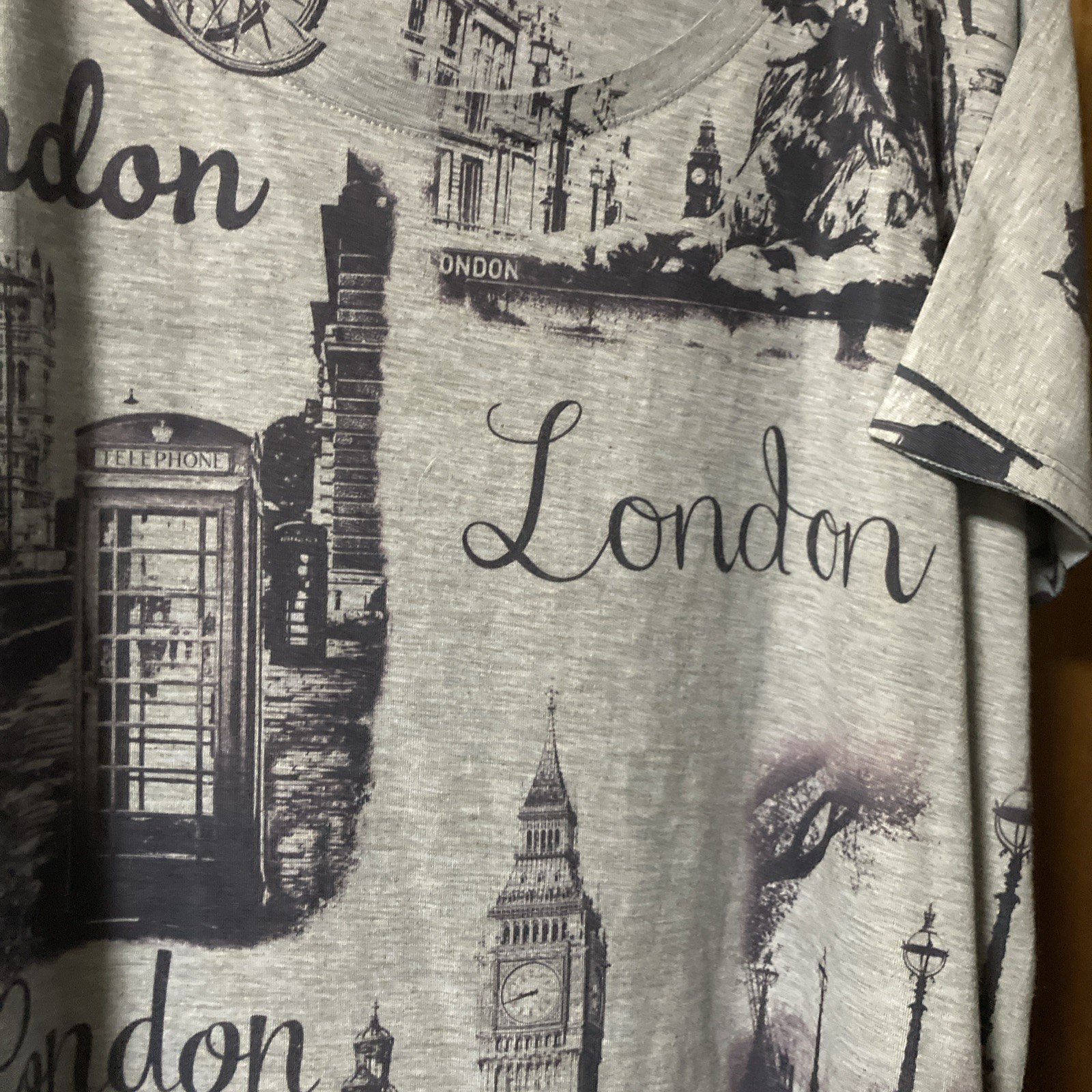 London England United Kingdom Souvenir Gift Unisex T-Shirt Sz XL gray black NEW gallery