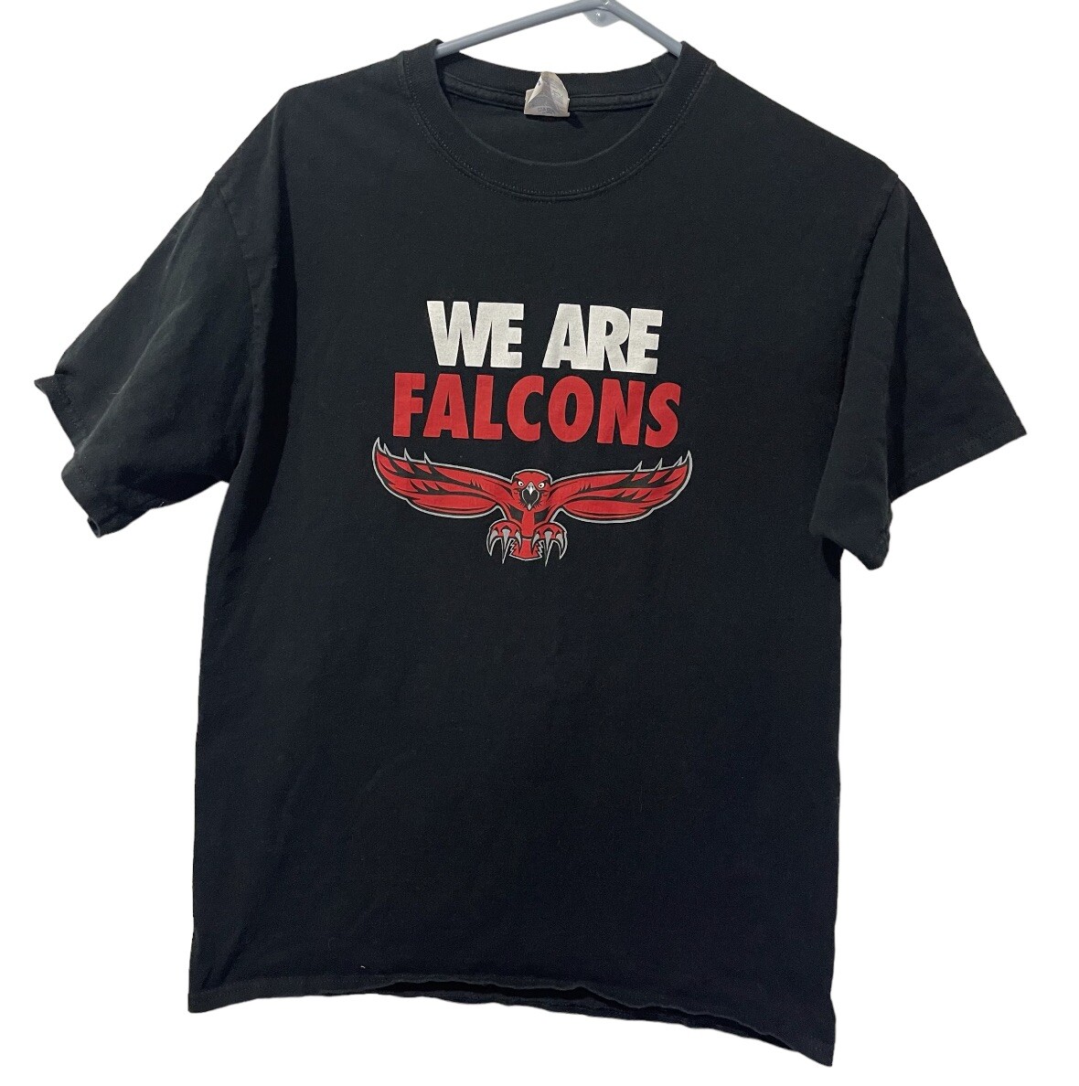 Port & Company Shirt Men Medium Black Cotton Falcons Bird Lightweight Casual Tee gallery