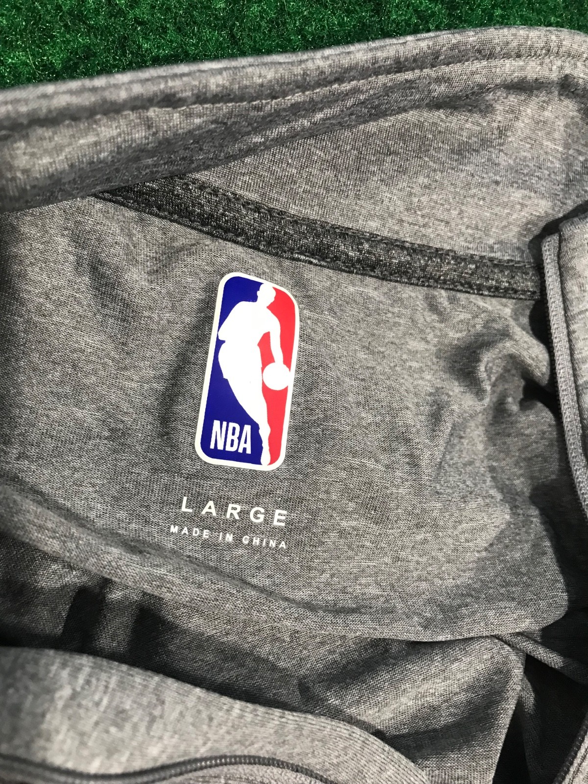 Cleveland Cavaliers LightWeight Jacket Large L NBA Gray 1/4 Zip Pullover C37 gallery