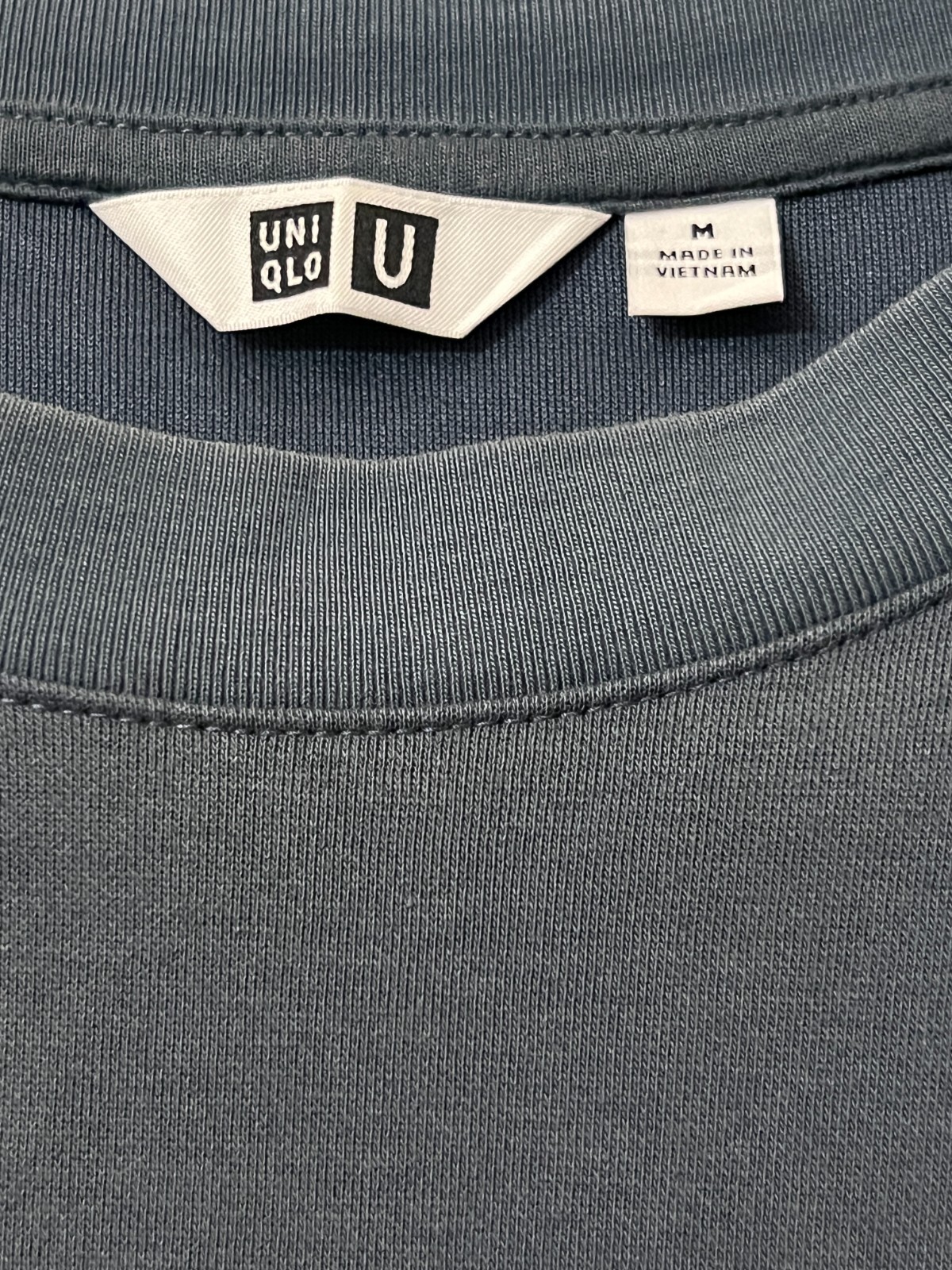 Uniqlo U AIRism Tee Mens M Blue Gray Boxy Relaxed Crew Neck Shirt gallery