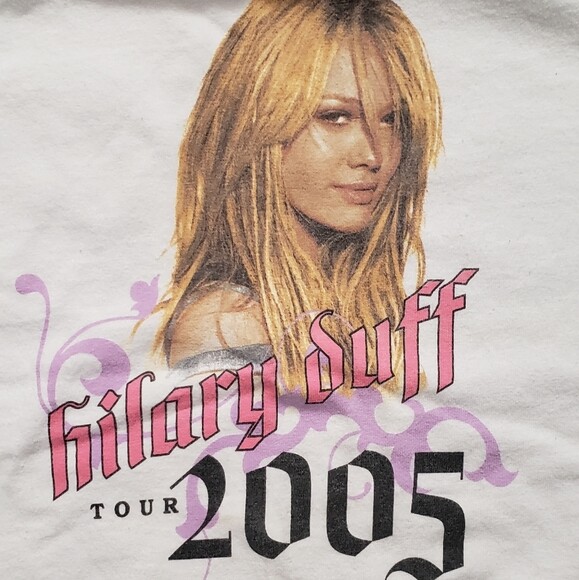 Hilary Duff Tour 2005 Unisex Cotton T-shirt All Size gallery