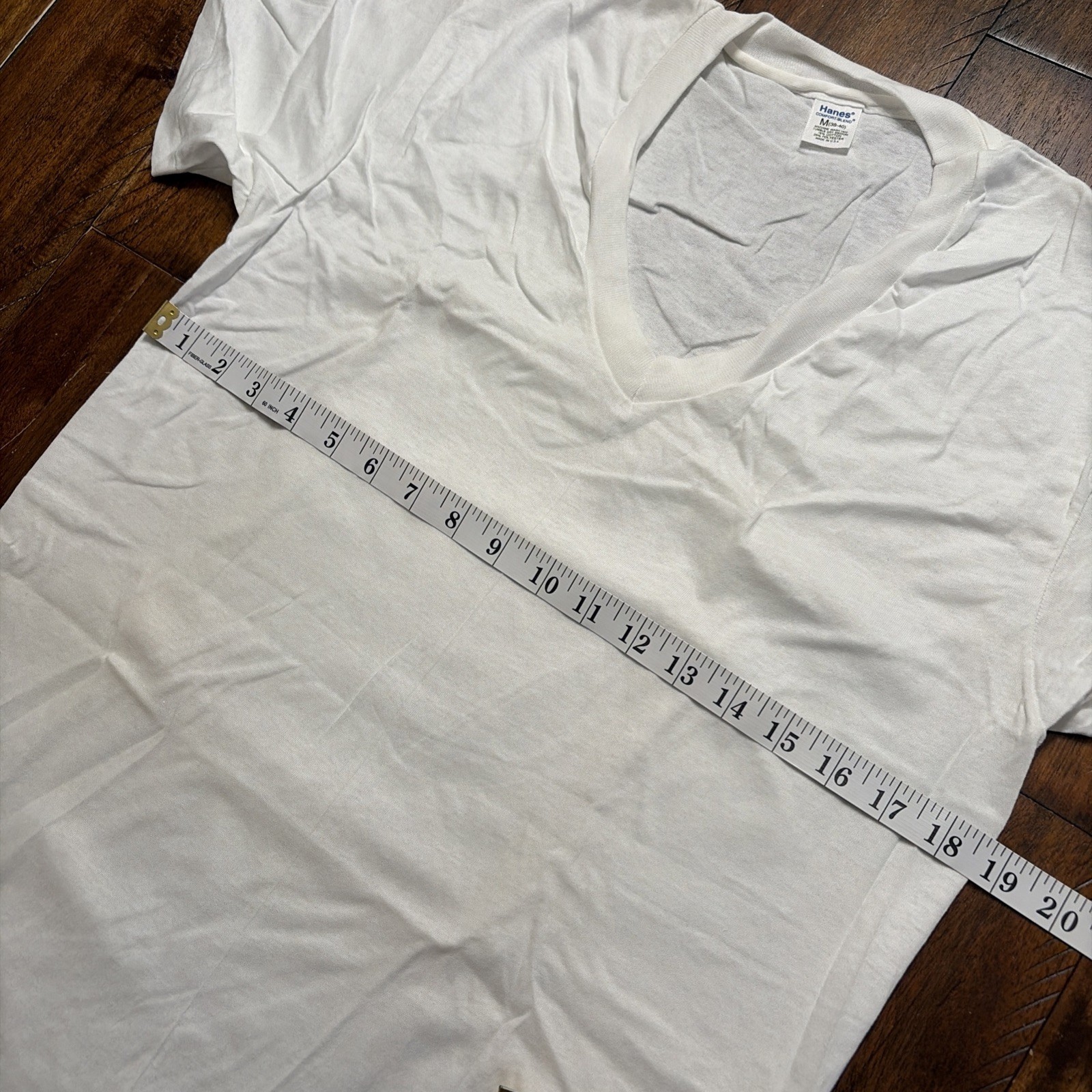Hanes Vintage 80s Comfort Blend T-Shirt V Neck Men's M Undershirt Made USA 5 gallery
