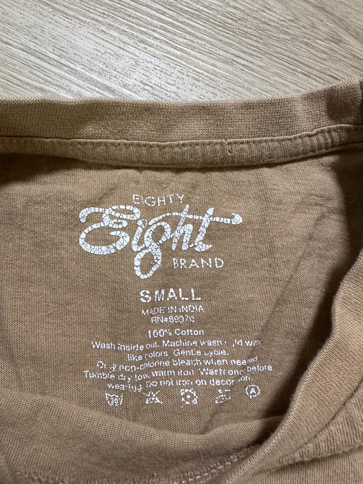Eighty Eight Los Angeles Colorblock Graphic T-Shirt Size Small gallery