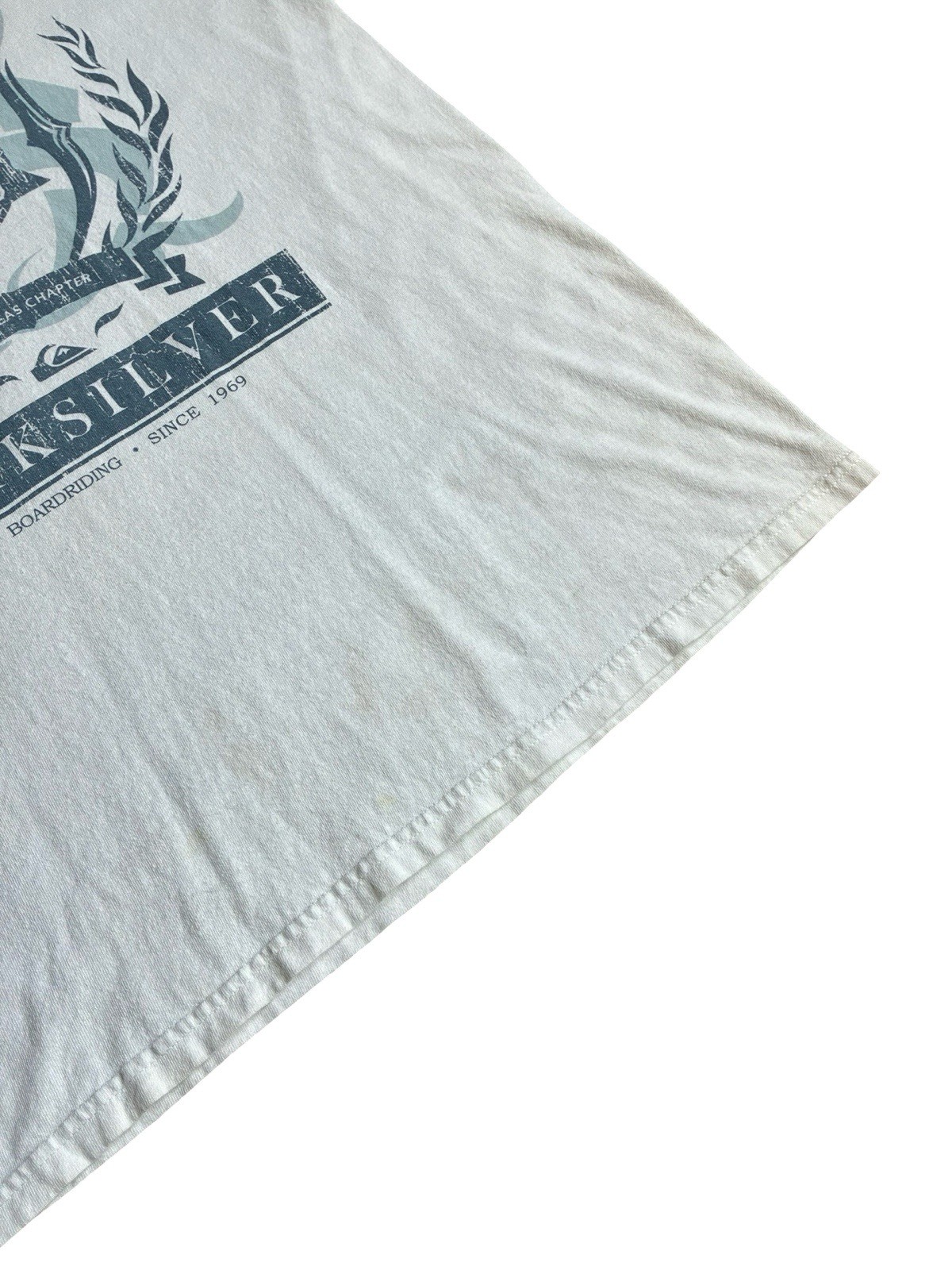Vintage Y2K Quicksilver Graphic Short Sleeved Surf T-Shirt Size L gallery