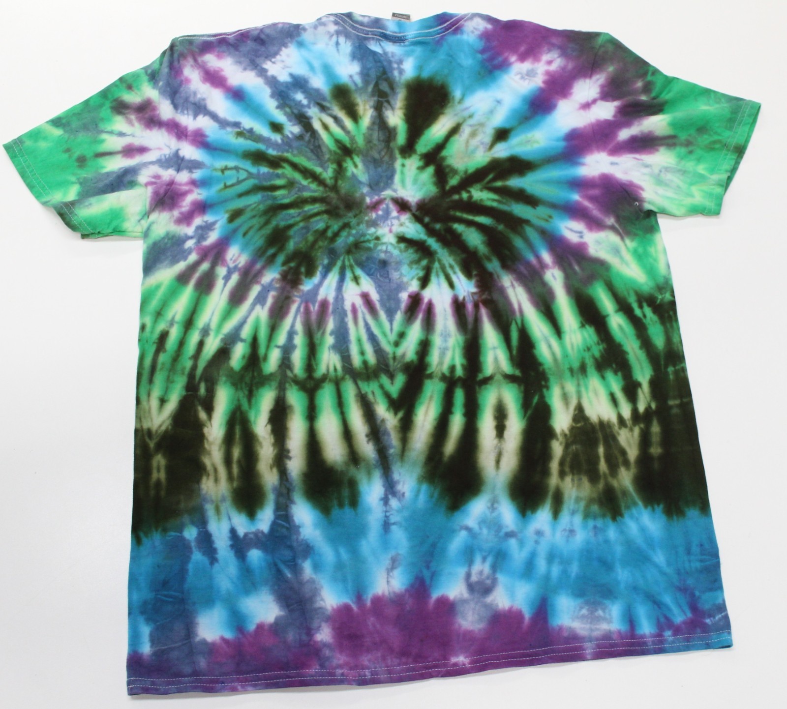 Tie Dye T-Shirt Adult L Green Radioactive Spider Gildan Softstyle Short Sleeve gallery