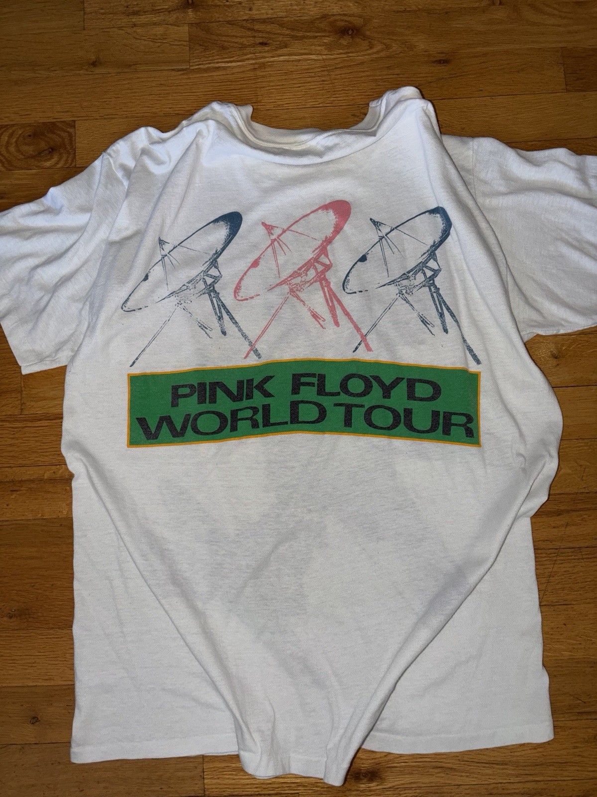 HANDTEX Pink Floyd World Tour White Graphic Print Crew Neck T-Shirt One Size gallery