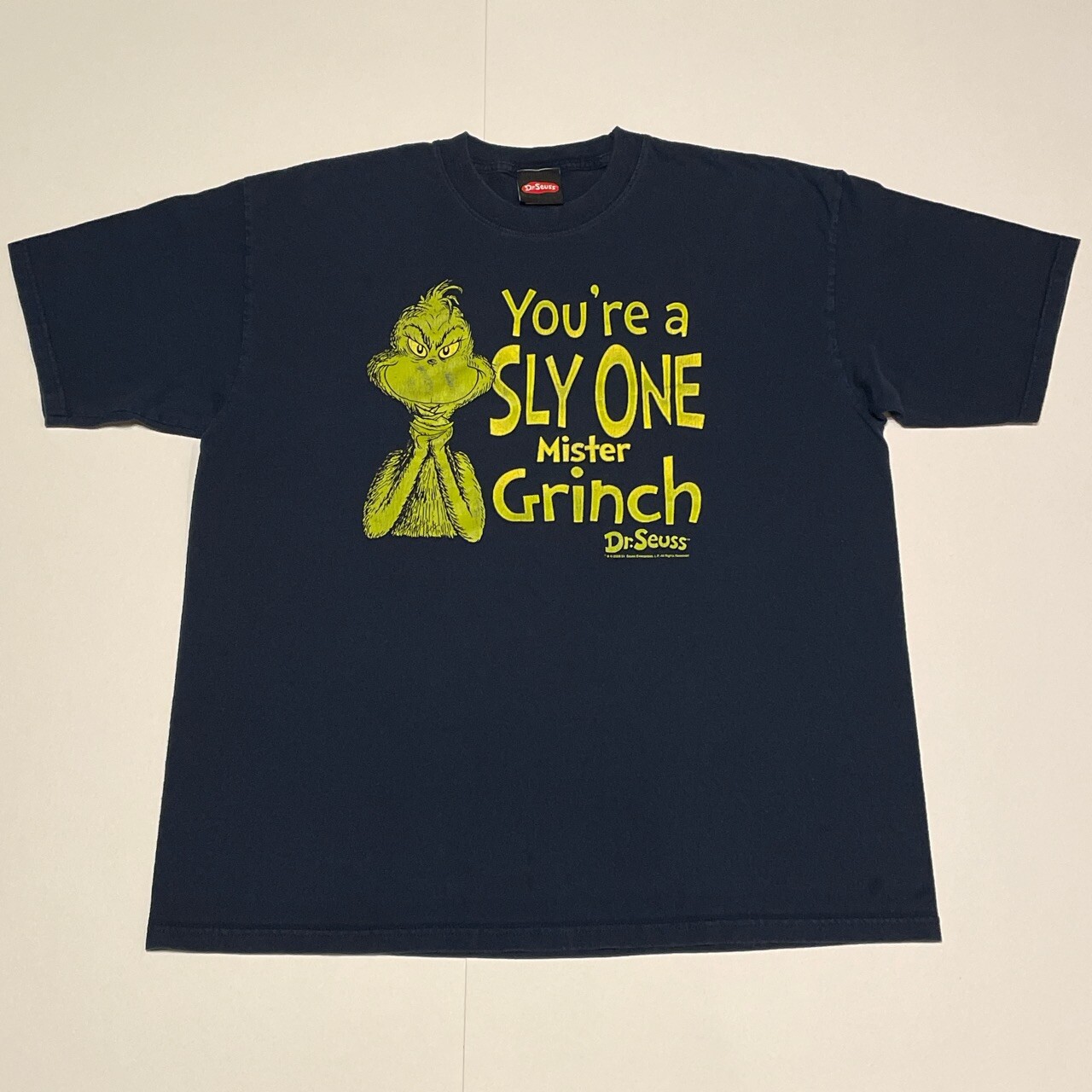 CLASSIC 2008 DR. SUESS GRINCH T SHIRT (XL)