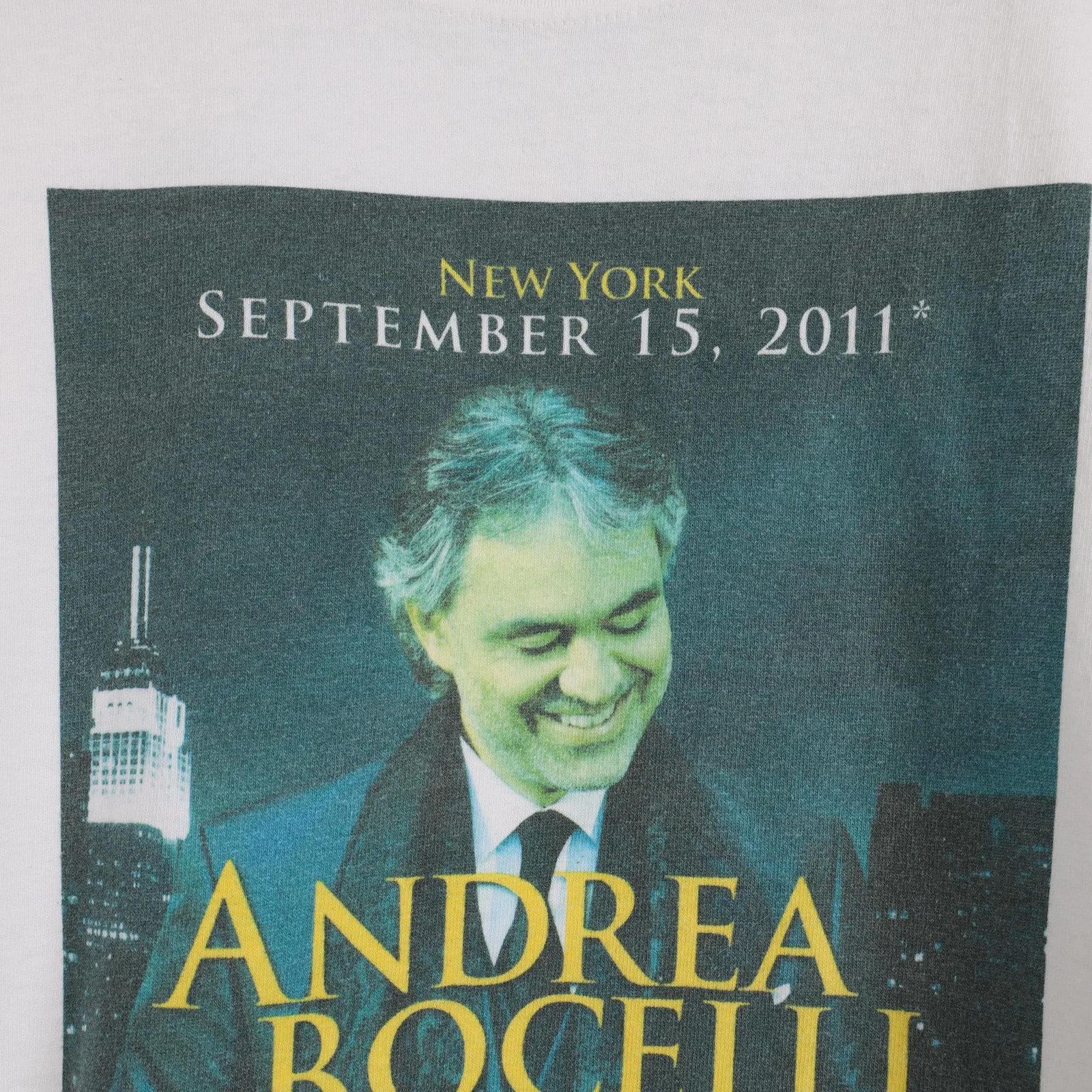 Vintage Y2K Andrea Bocelli Live in Central Park 2011 Concert Poster T-shirt XL gallery