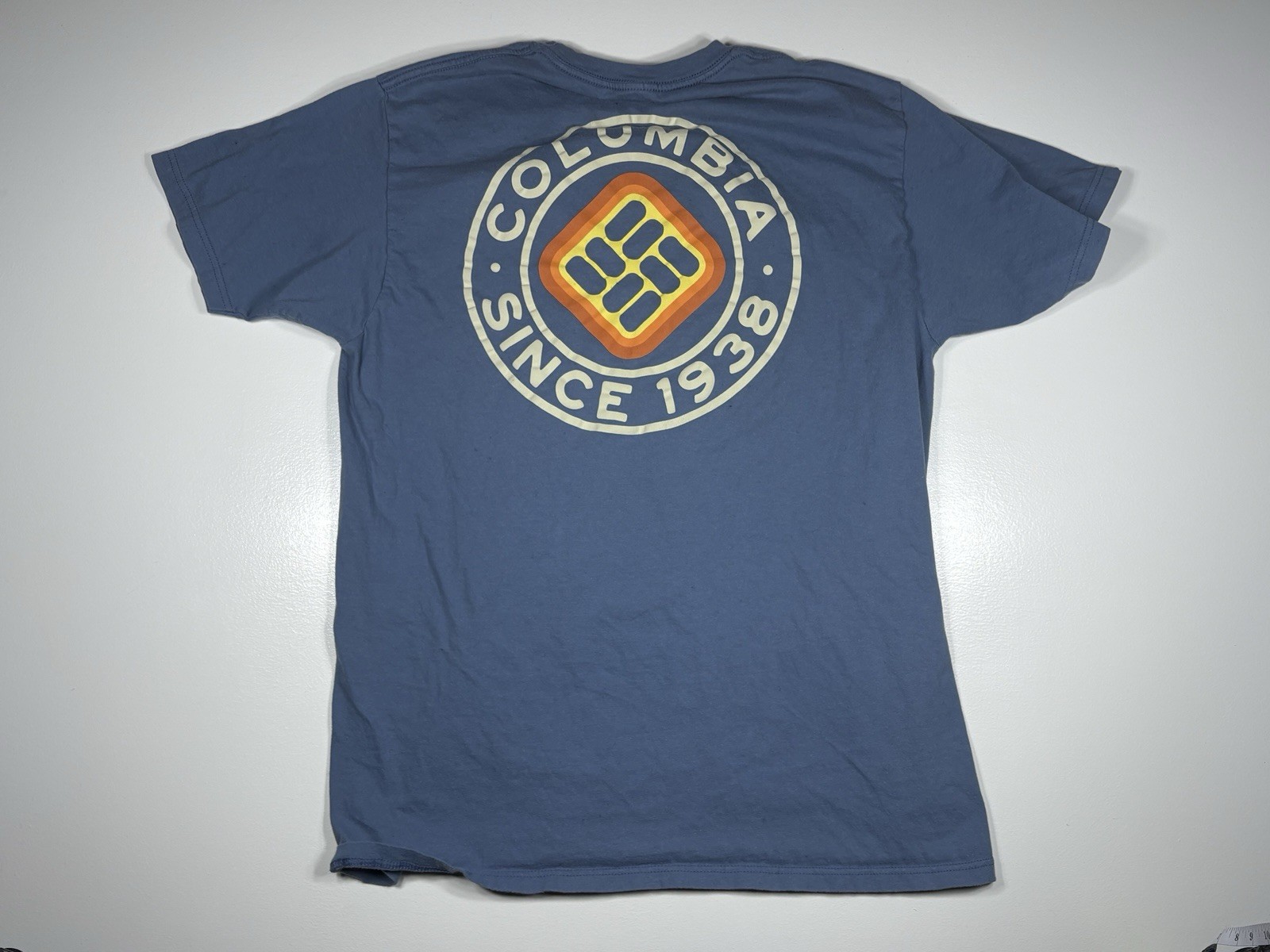 Columbia T Shirt Men L Blue Graphic Logo Outdoor Hiking Casual Cotton Active gallery