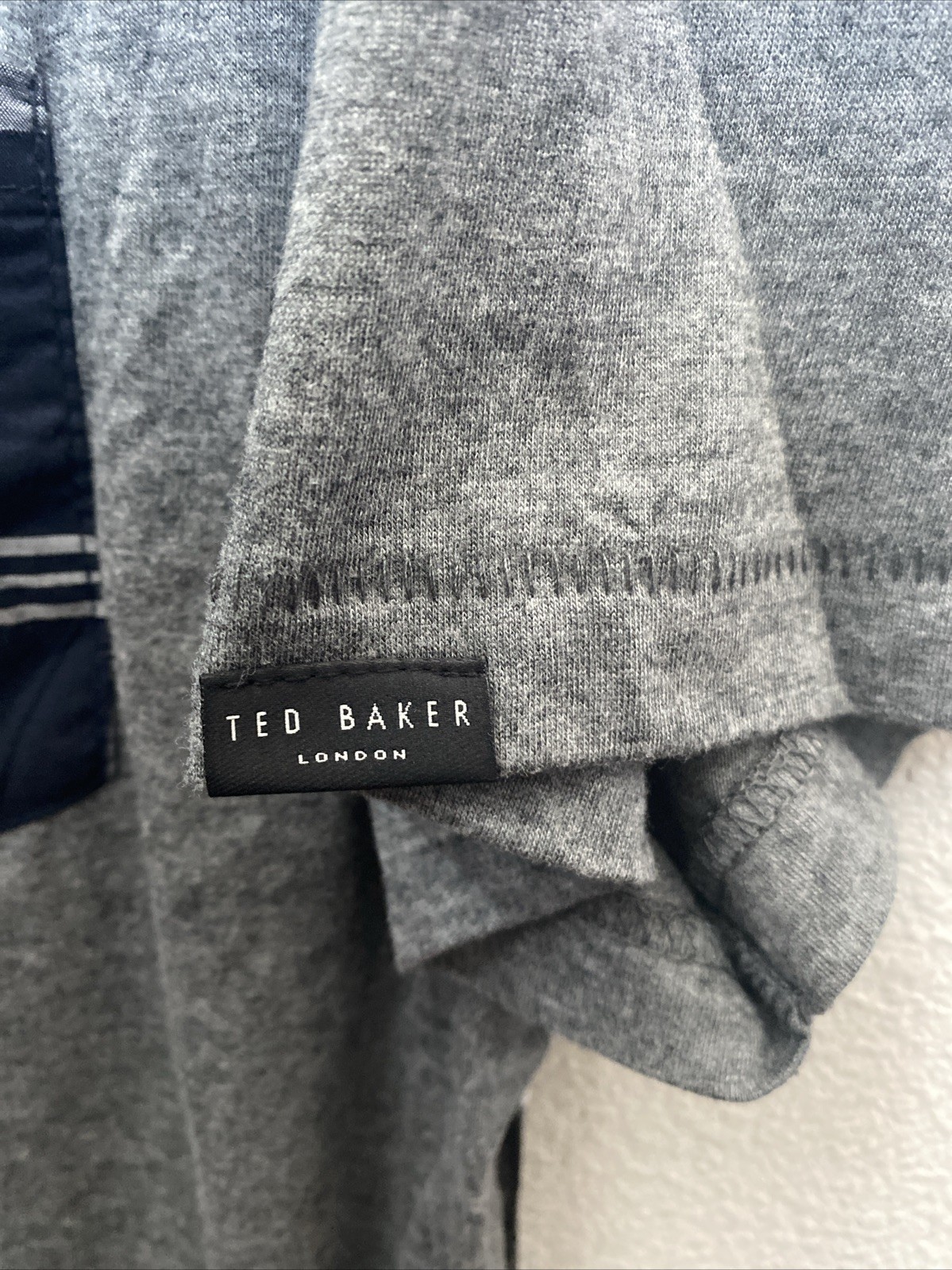 NEW Ted Baker Men's T Shirt XL Short Sleeve Crew Neck NWT $42.00 Grey Castlerock gallery