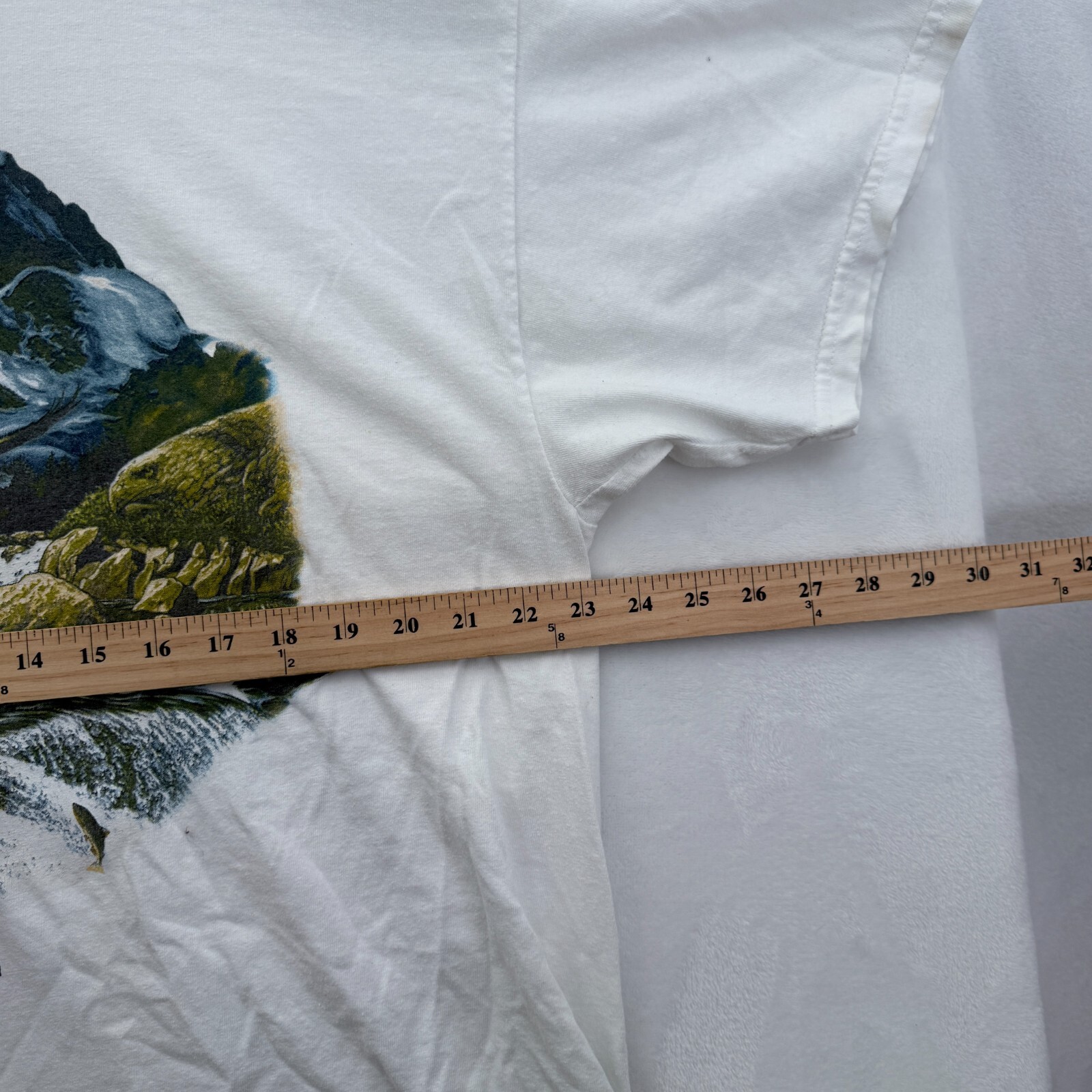 Vintage Alaska T Shirt Mens XL White Animals Wolf Bear Eagle Nature Y2K gallery