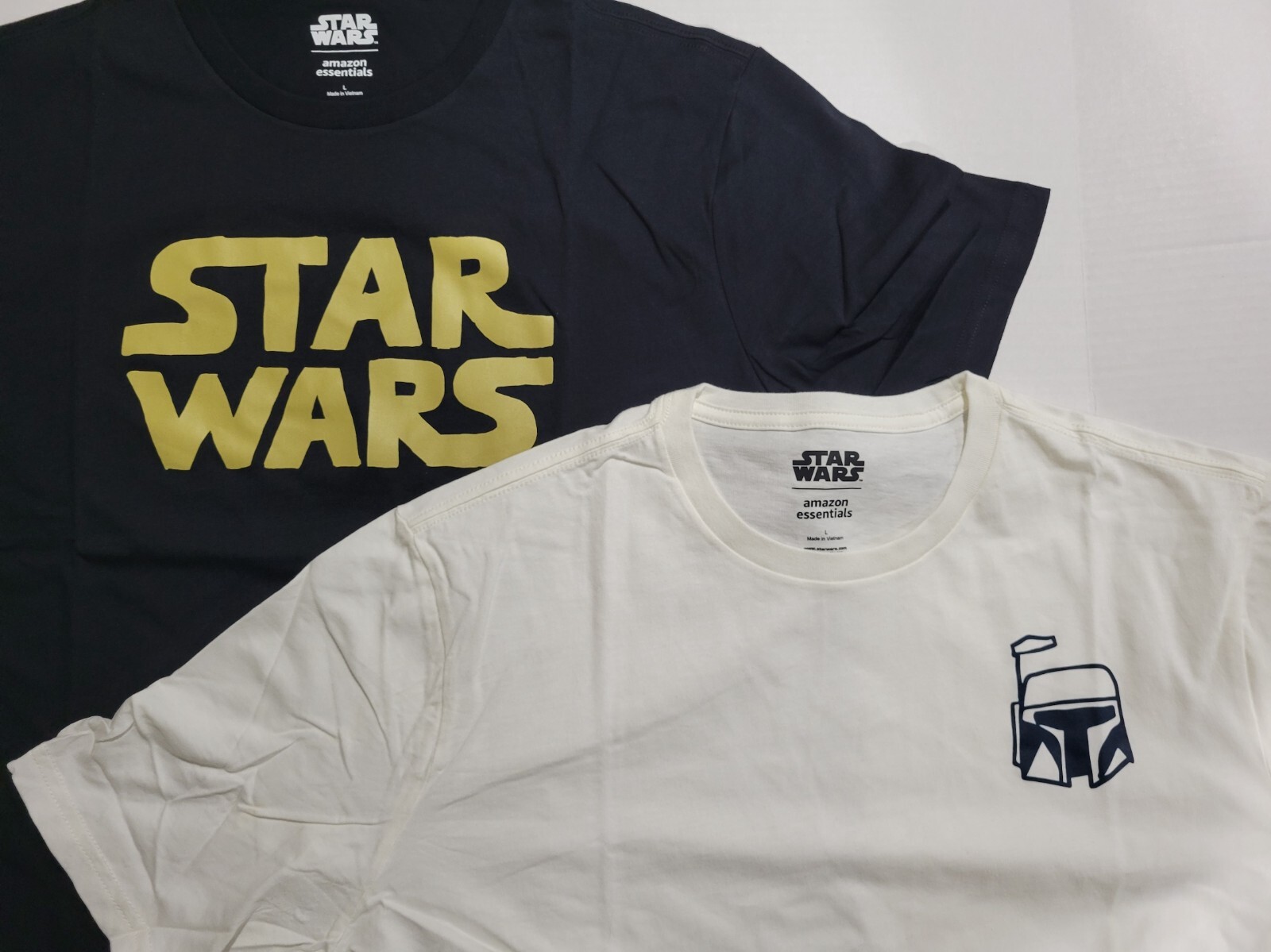 Star Wars Men’s M (Medium) Regular-Fit Crew Neck T-Shirts 2 Pack – New