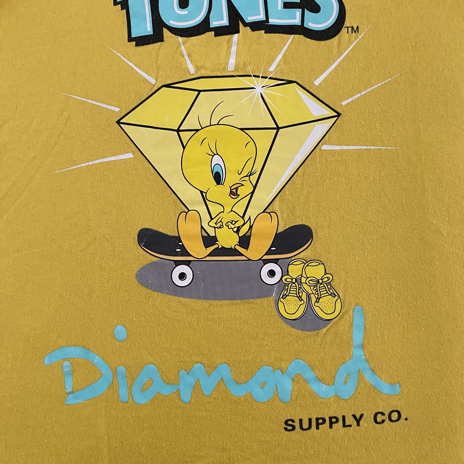 Diamond Supply x Tweety Bird Looney Tunes Shirt Small Yellow Graphic Skateboard gallery