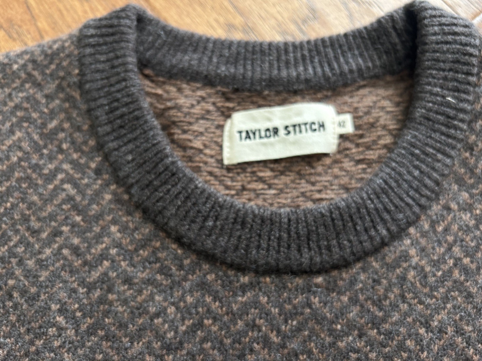 Taylor Stitch Eddy Crew Sweater Coffee Herringbone Merino Wool | 42 Large NWOT gallery