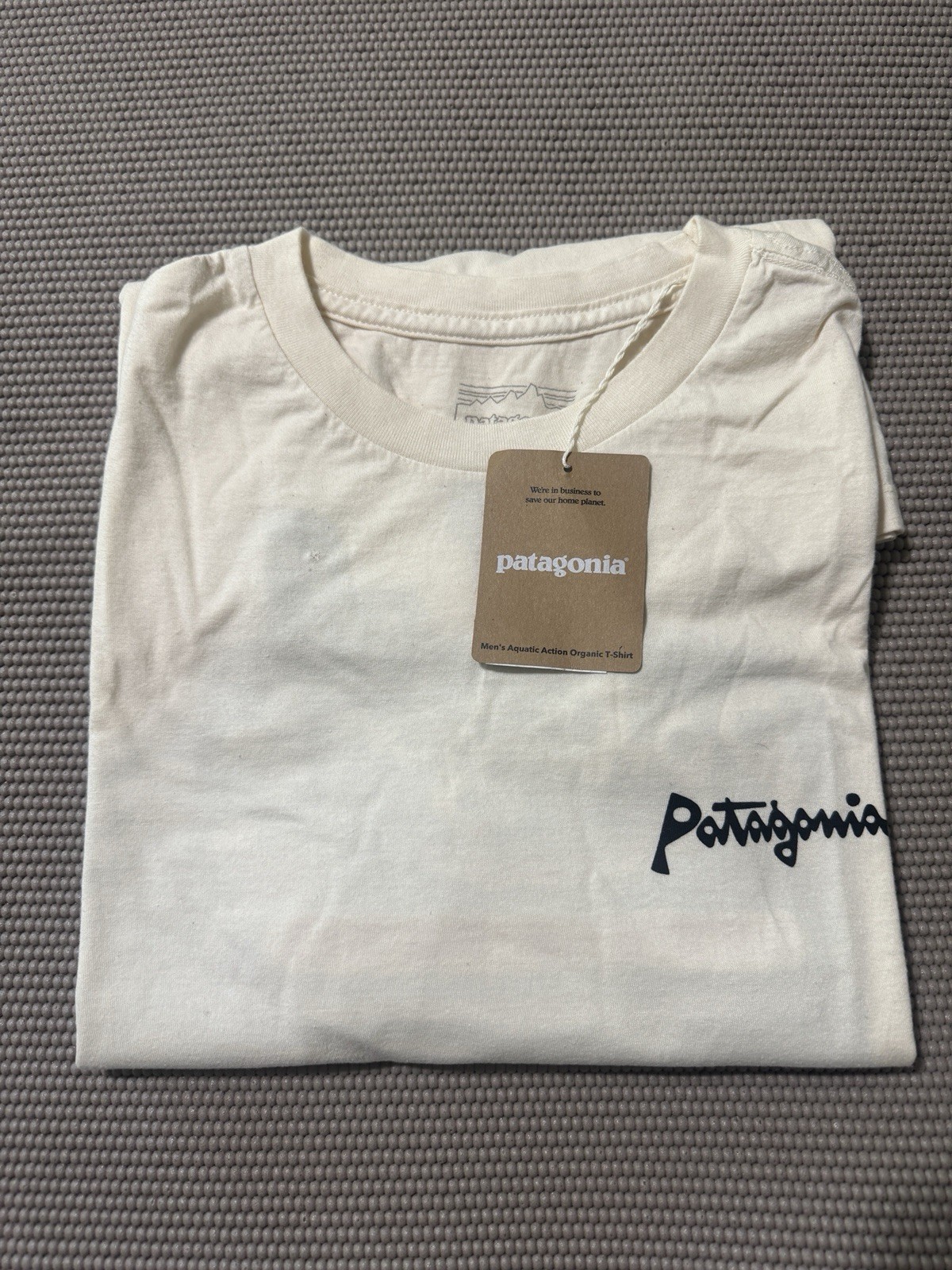 Patagonia Men’s Aquatic Action Organic T - 37801 LFNL size M, Small Imperfection gallery