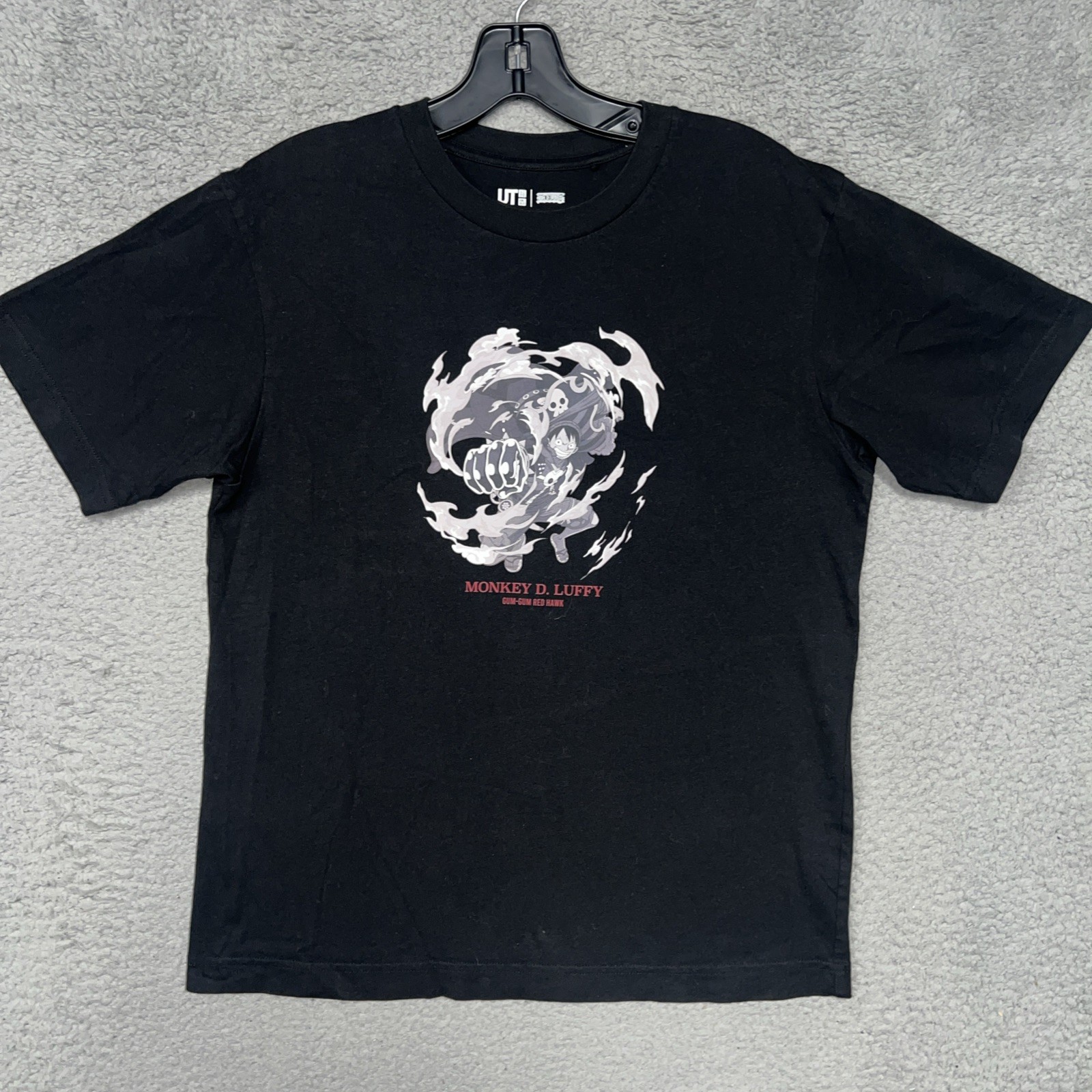 Uniqlo UT x One Piece T Shirt Men's Sz XS Black Monkey D. Luffy Gum Gum Red Hawk gallery