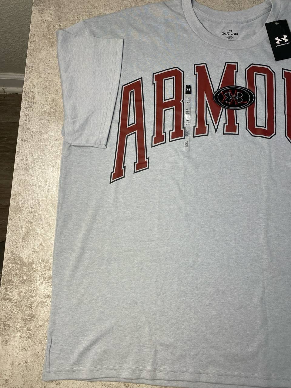 Under Armour Men’s ARMOUR Graphic T-Shirt Gray 2XL XXL New With Tags NWT gallery