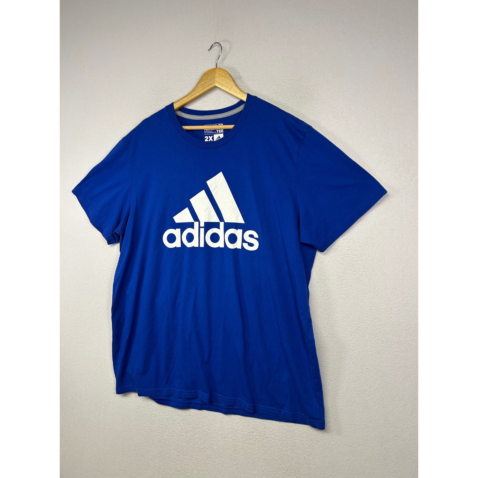 Athletic Sportswear Adidas Mens 2X Blue Go-To Performance Graphic Logo T-Shirt gallery