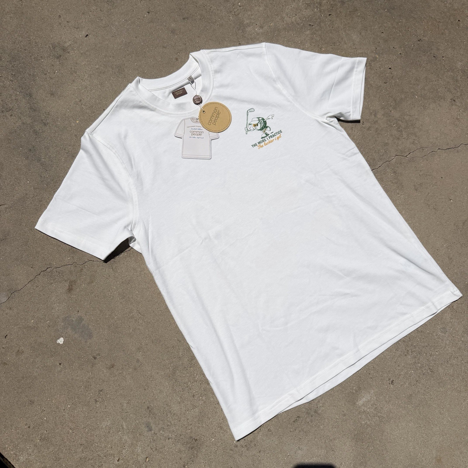Common People Golf Club Tee Men’s Small White Graphic Shirt NWT gallery