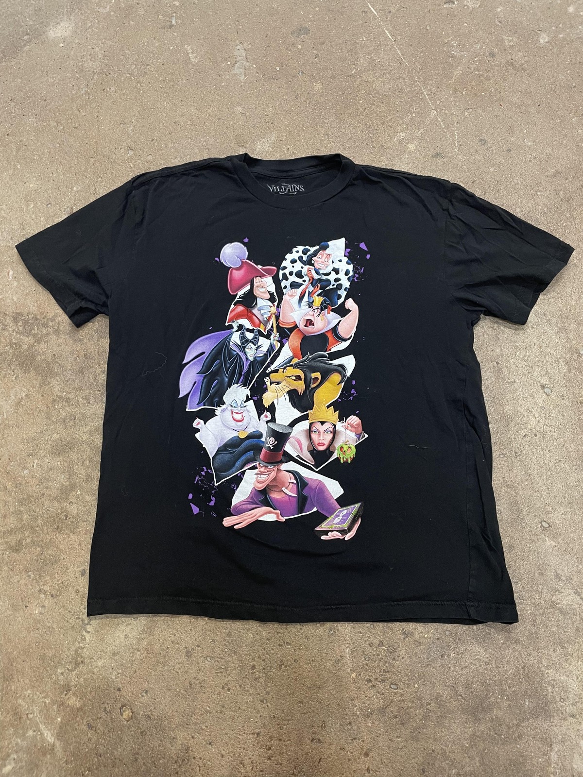 Disney T-Shirt Mens Large Black Short Sleeve Villains Graphic Crew Neck Tee gallery