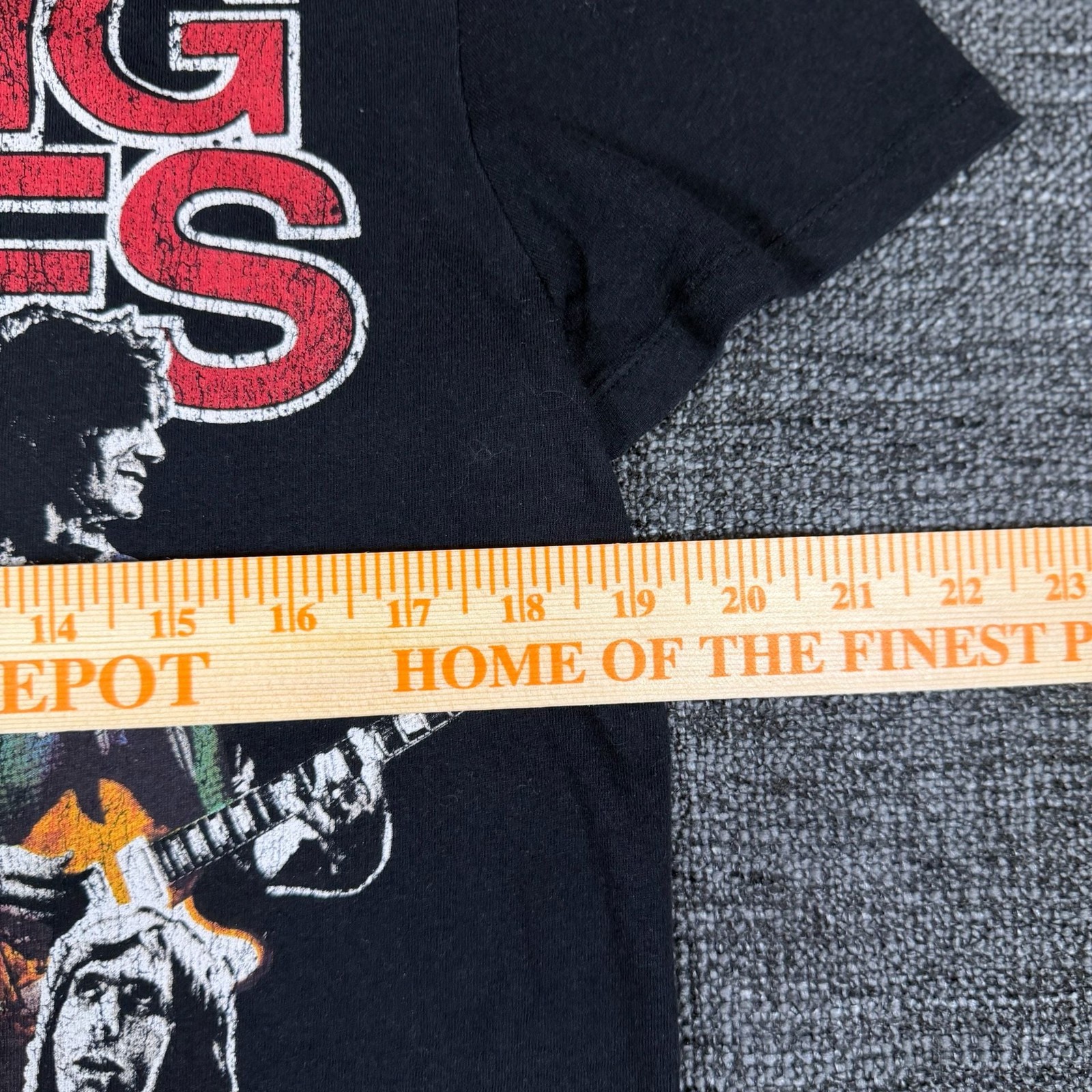 Zara The Rolling Stones 78 U.S. Tour Double Sided Graphic T-Shirt gallery