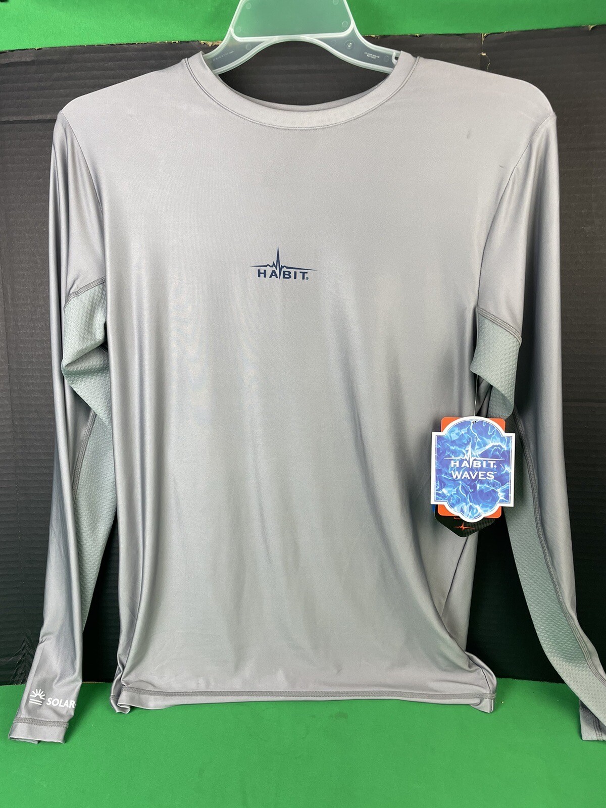 Habit Men's Mathew Falls Long Sleeve Quick Dry Performance Tees Size M gallery
