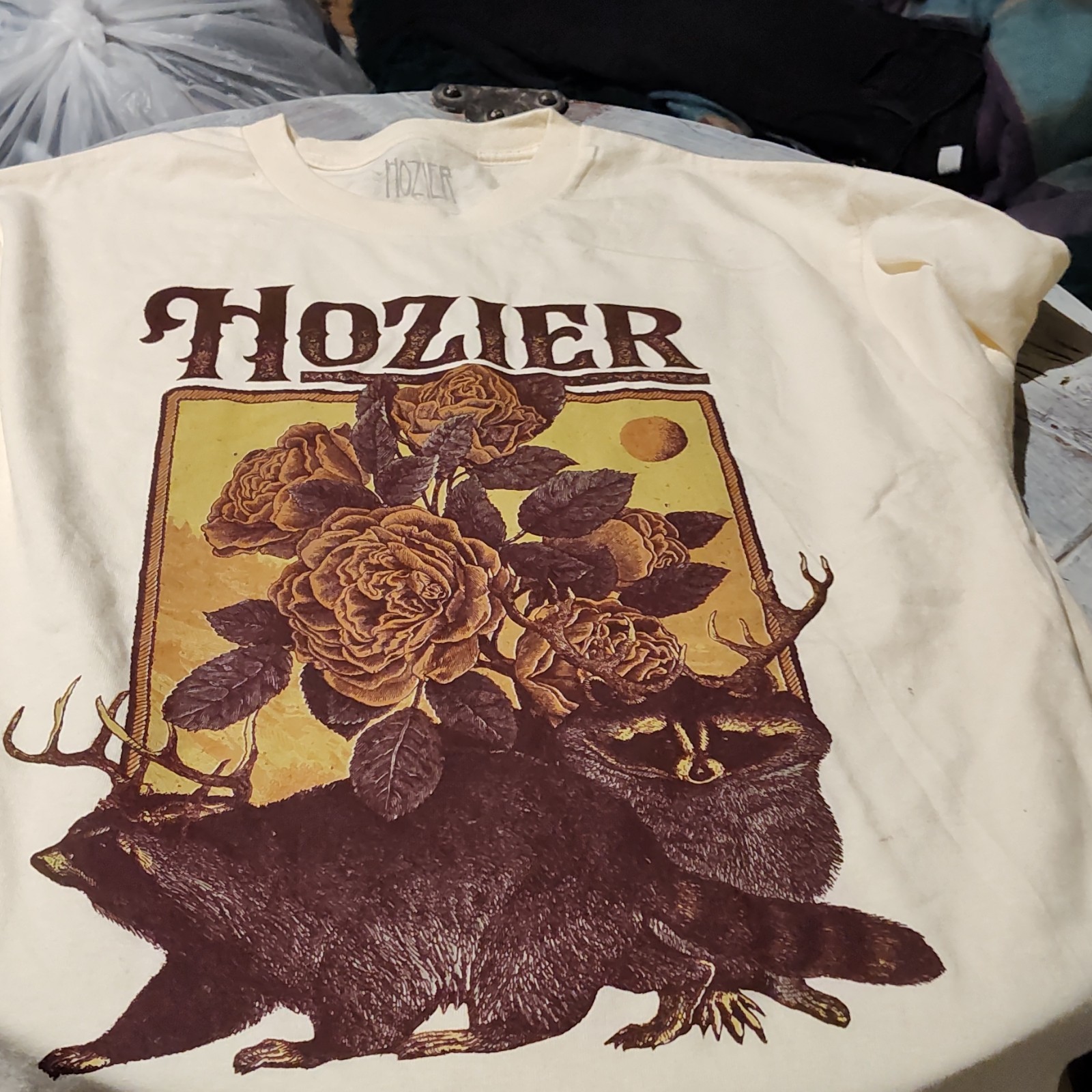 Hozier Cream Graphic Print Men's T-Shirt Floral Animal Design gallery