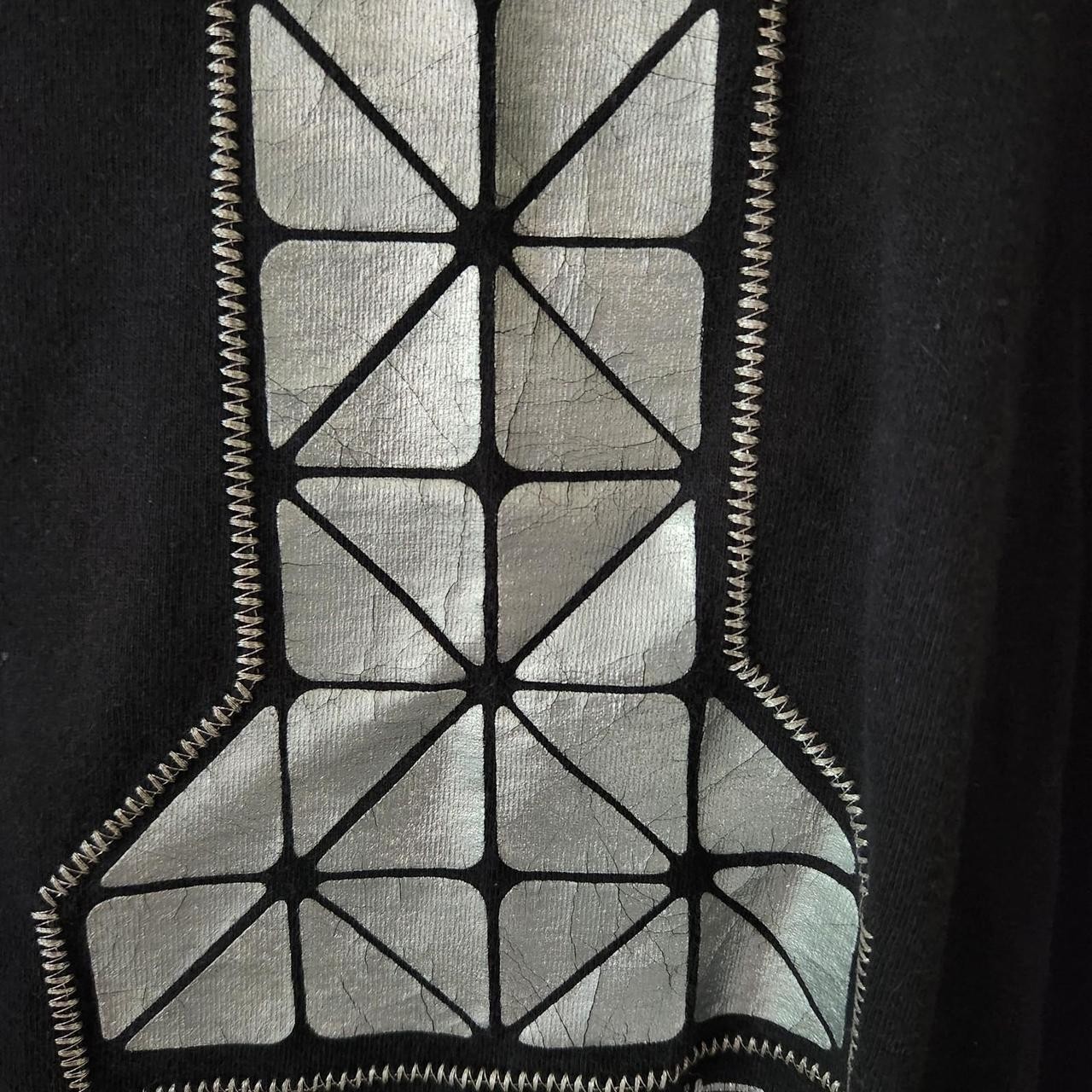 SEAN JOHN Vintage y2k Black and Silver #1 T-Shirt. SZ Mens XL. gallery