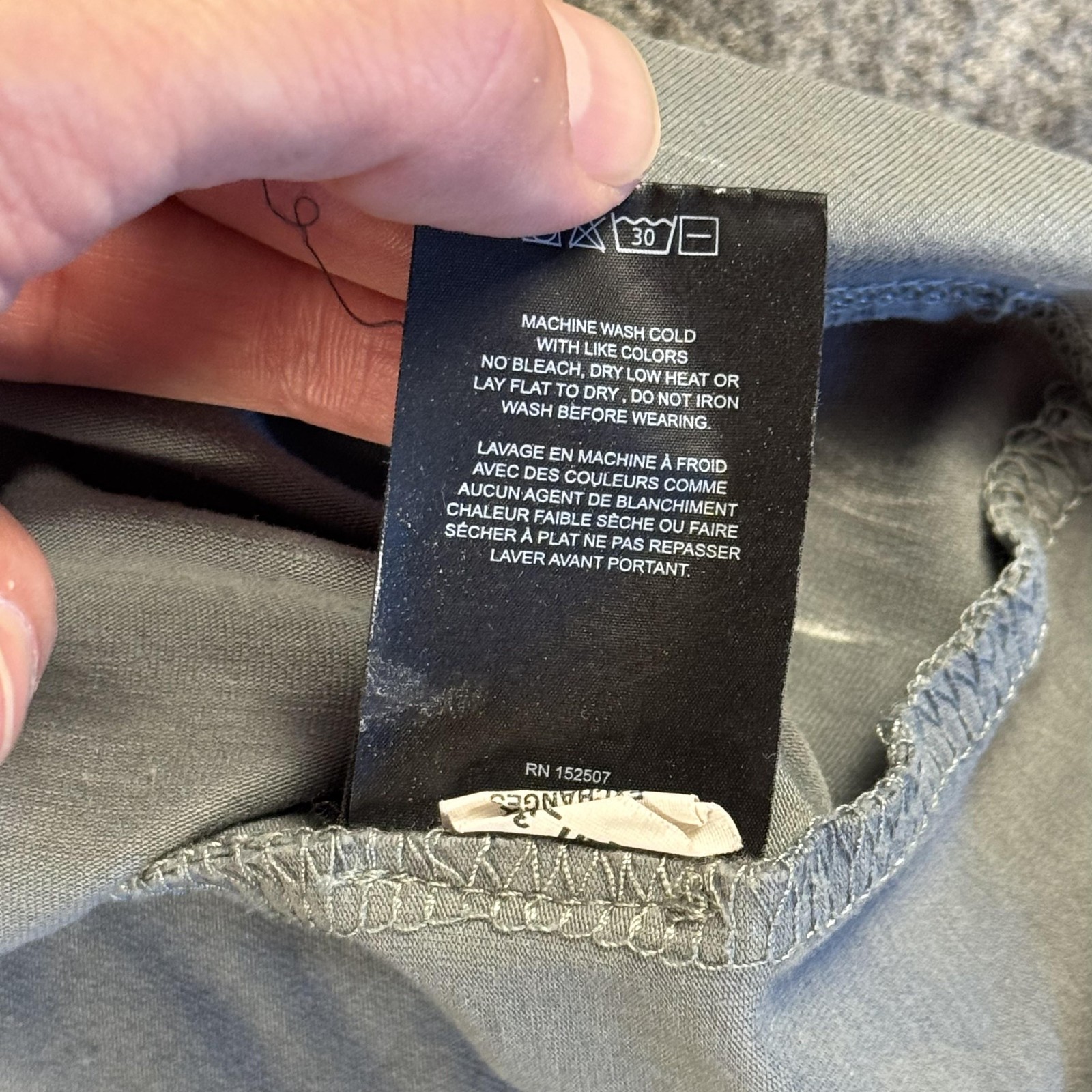 Cuts Shirt Mens Medium Gray Curve-Hem Pyca Pro Performance Stretch Crewneck Tee gallery