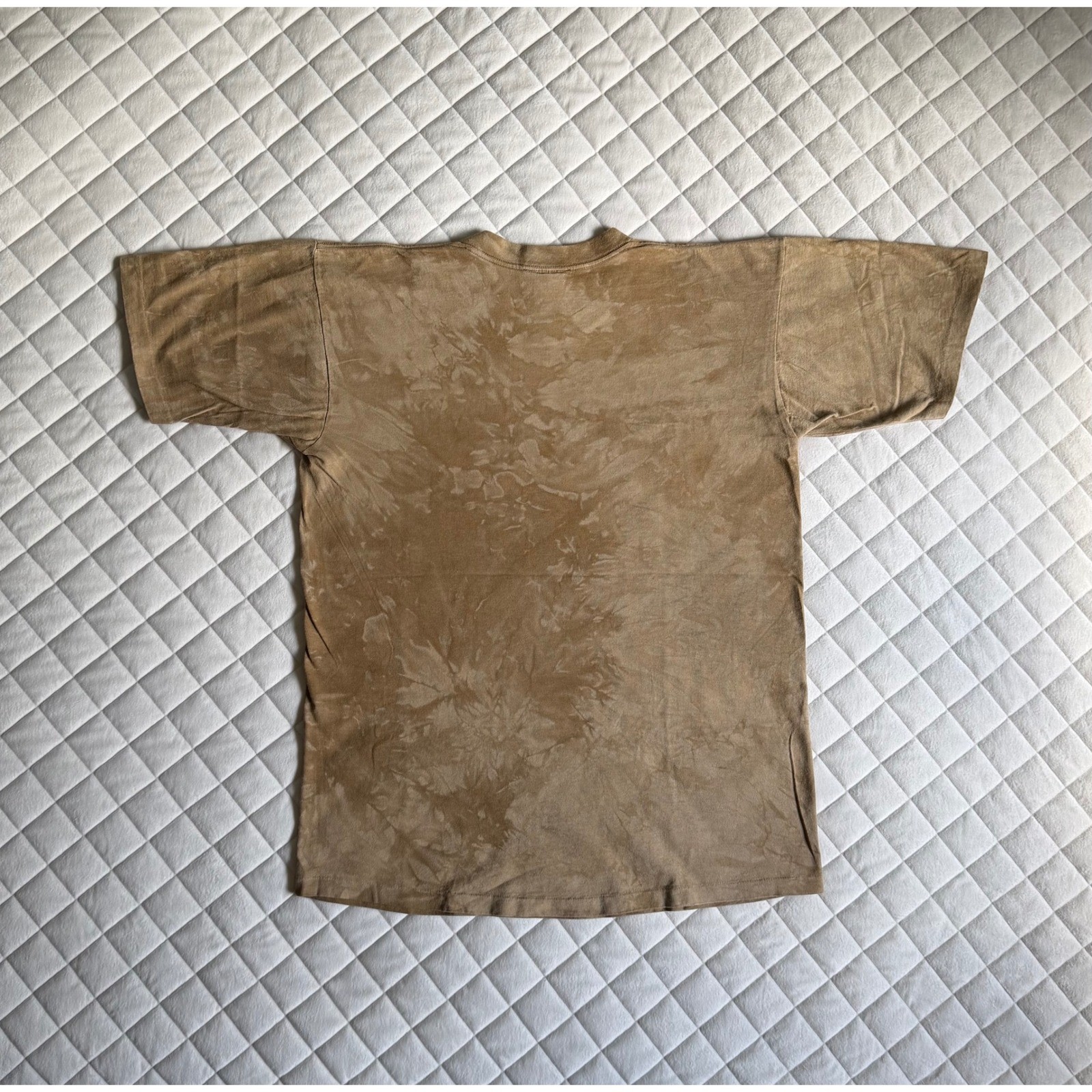VTG 90s Andrea Bragg Designs Ethnic Tribal Graphic T Shirt Brown tie-dye Sz L gallery