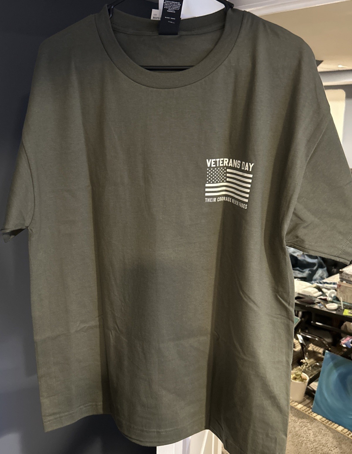 Veterans Day Tshirt Hanes Beefy T Large Green New With Tag 5180