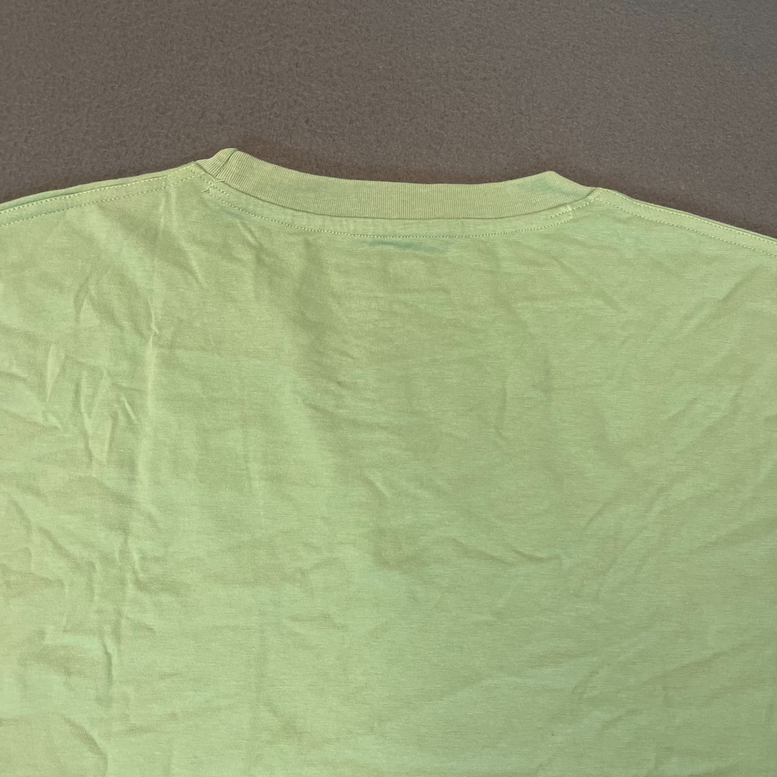 Beach & Barn Men's Lg Green Short Sleeve T-shirt Chest Pocket Logo 100% Cotton gallery