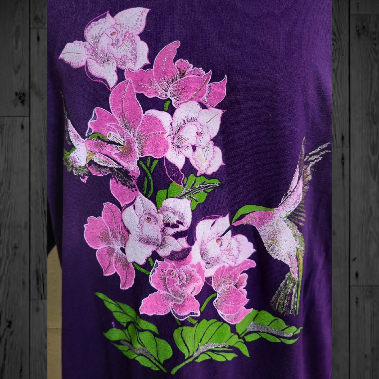 Vintage Glitter Humming Birds with Flowers / Size XL / Single Stitched gallery